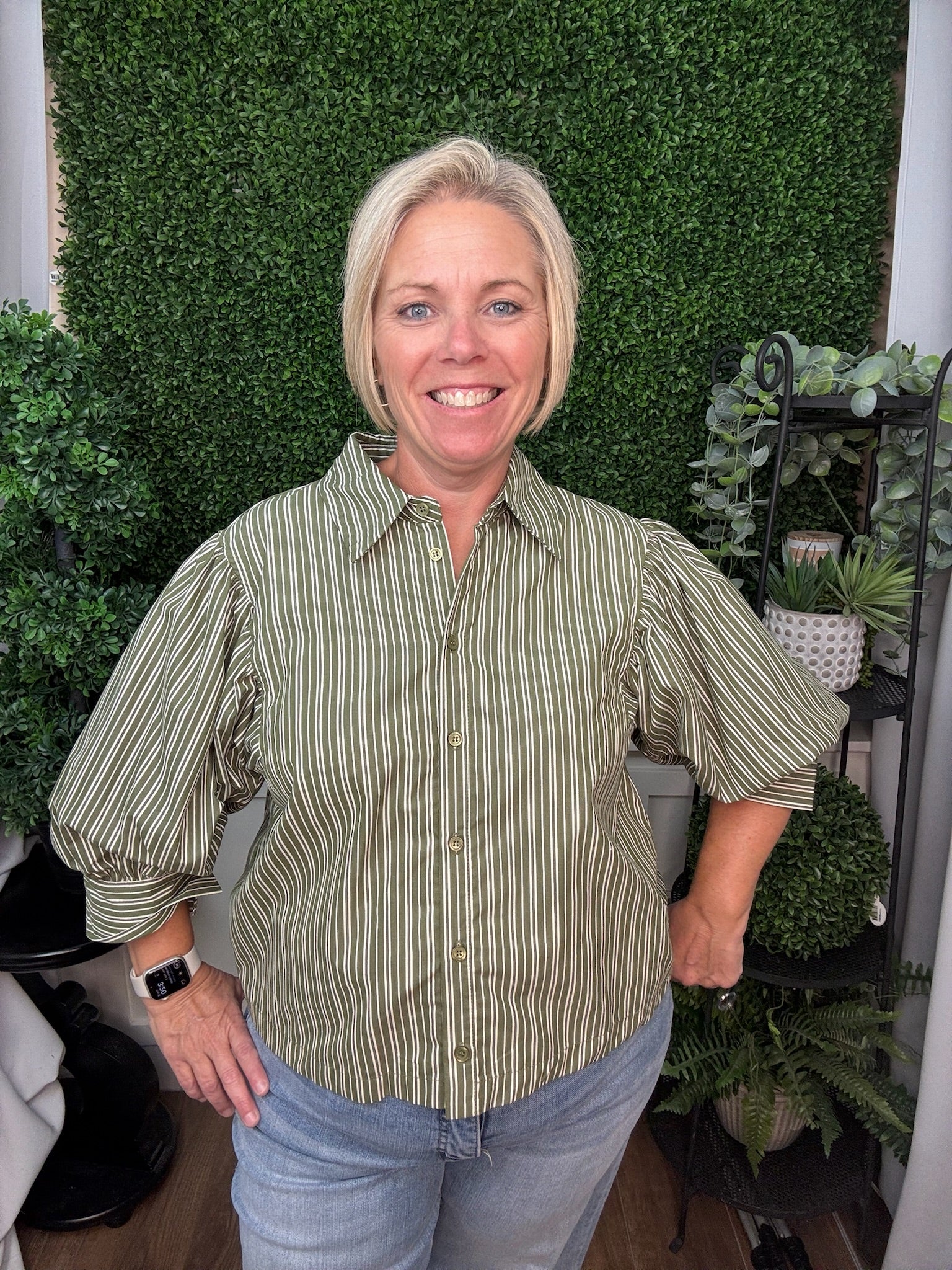 STRIPED BUTTON DOWN CROPPED SHIRT - DRY HERB
