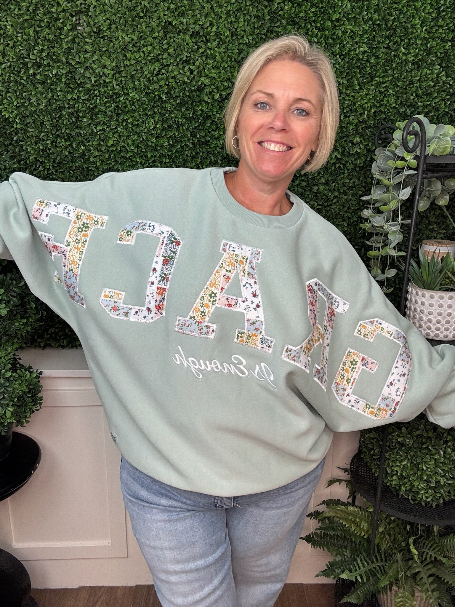 FLANNIGAN GRACE IS ENOUGH SWEATSHIRT - MIST
