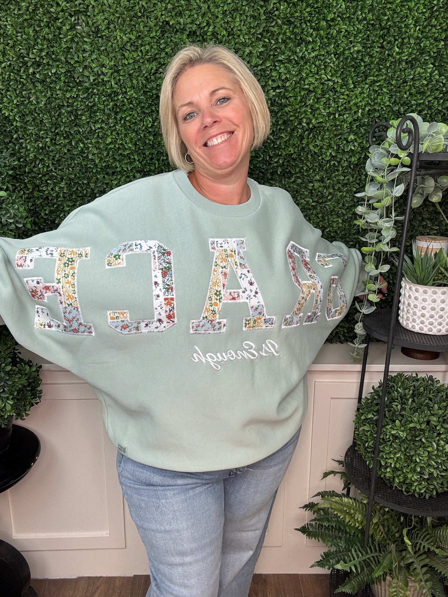 FLANNIGAN GRACE IS ENOUGH SWEATSHIRT - MIST