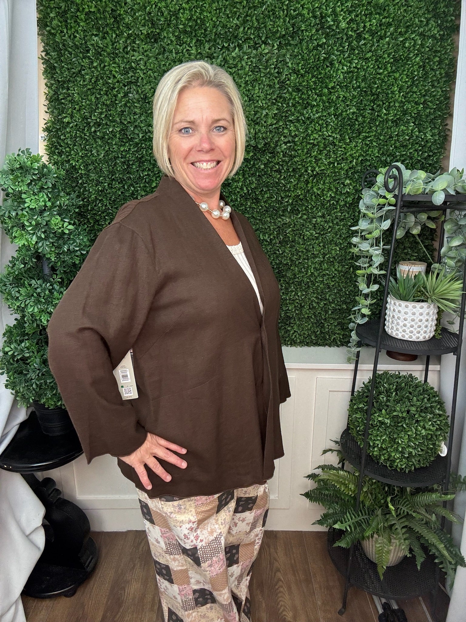 WOVEN OPEN FRONT JACKET WITH SINGLE BUTTON 3/4 SLEEVES - CHOCOLATE
