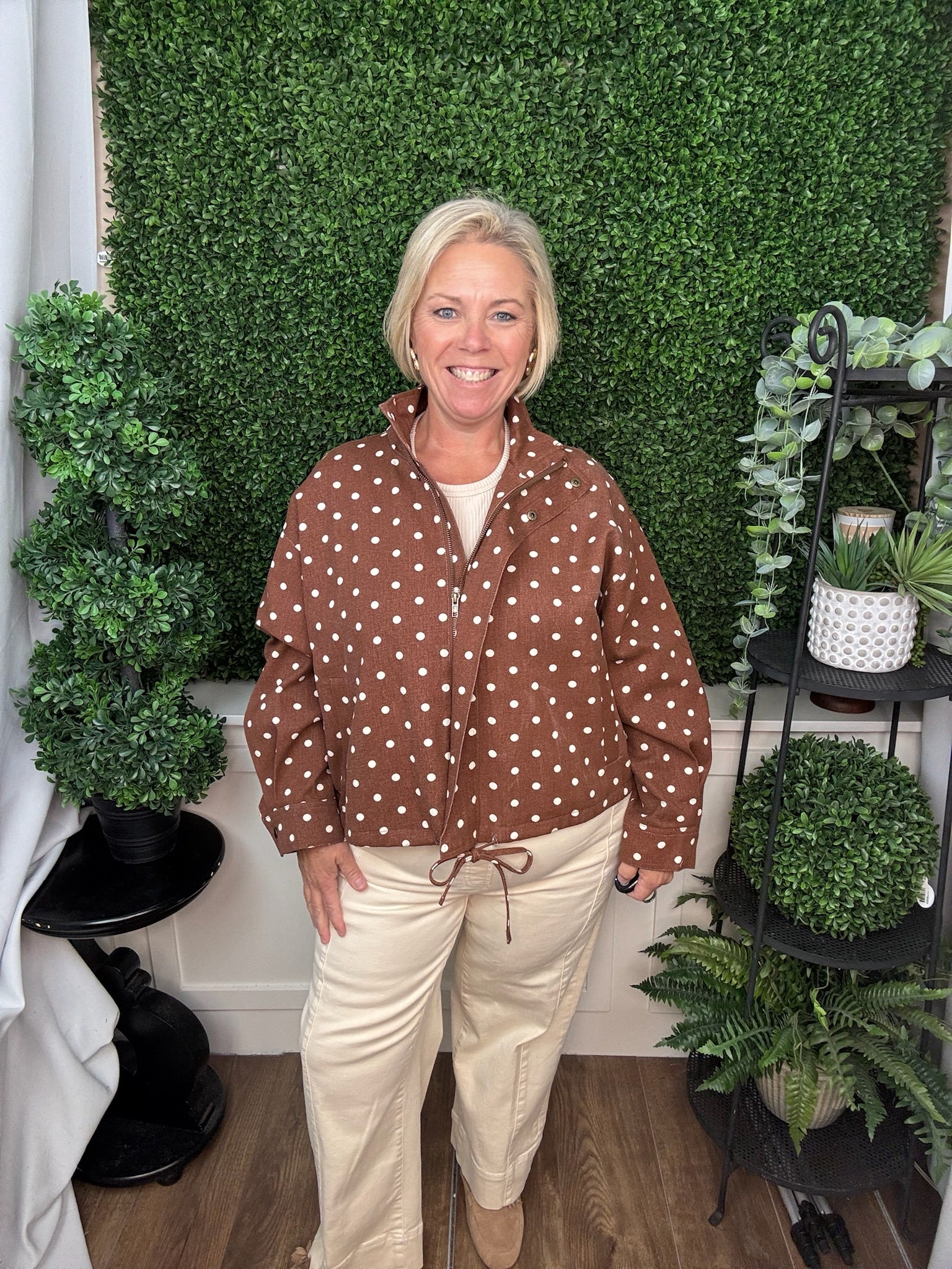 POLKA DOT ZIP FRONT JACKET - BROWN