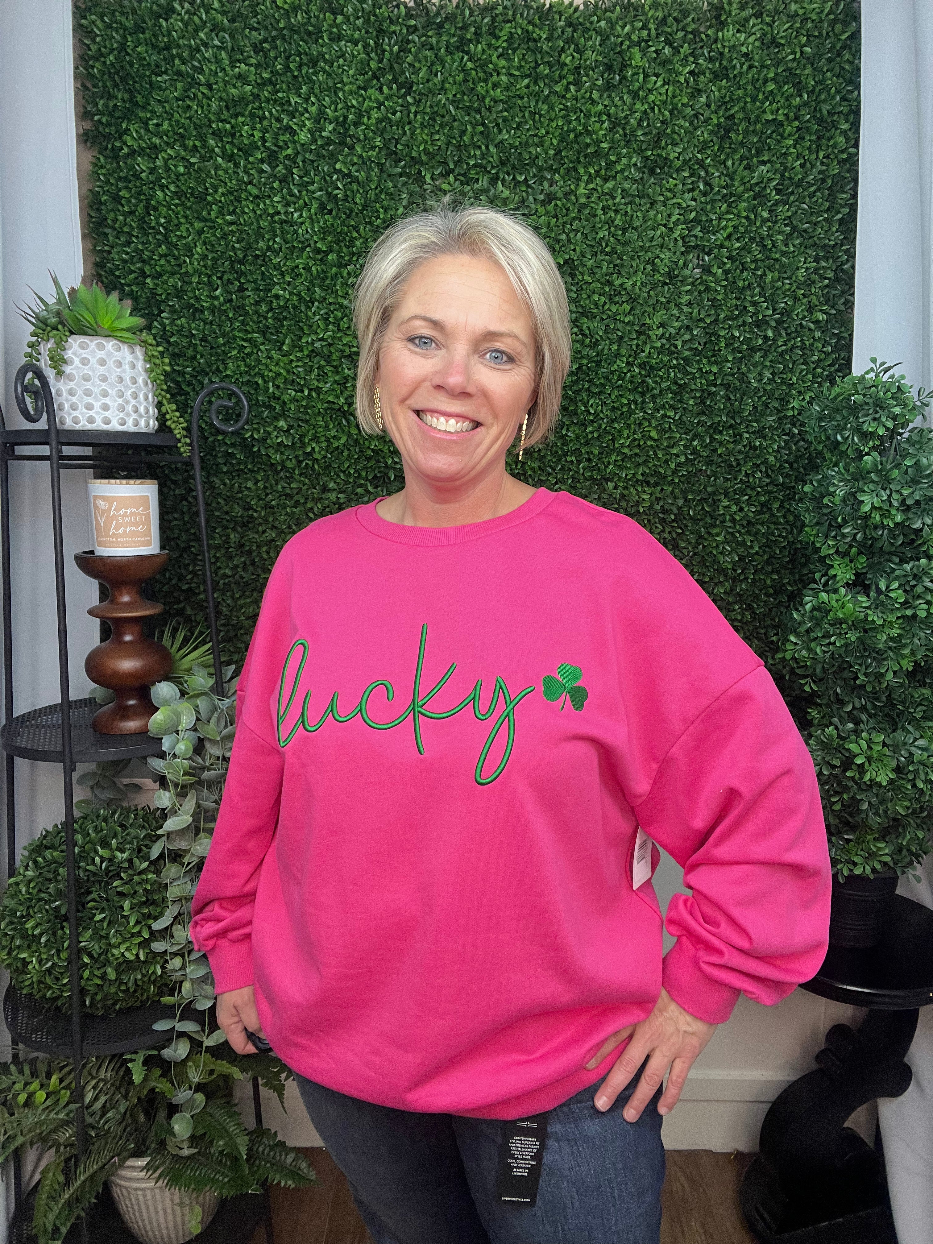 LUCKY CLOVER EMBROIDERED SWEATSHIRT - ROSE RED