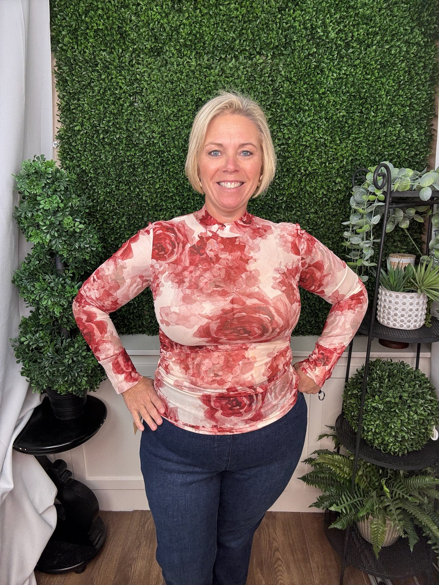 LONG-SLEEVE FLORAL MESH TOP - CREAM/RED