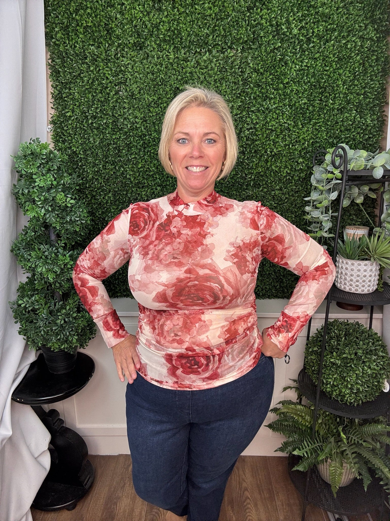 LONG-SLEEVE FLORAL MESH TOP - CREAM/RED