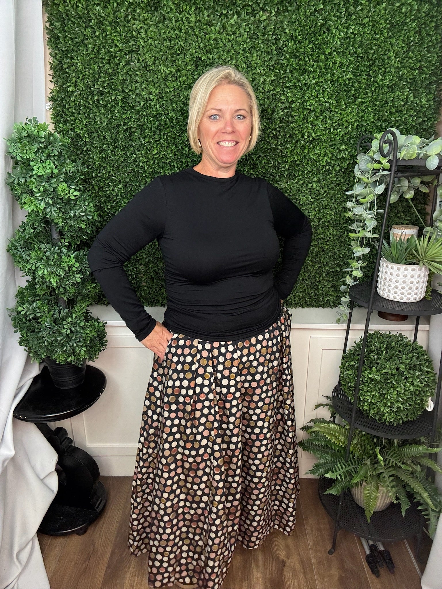 LINING DOT PRINT PULL ON SKIRT WITH POCKETS - BLACK