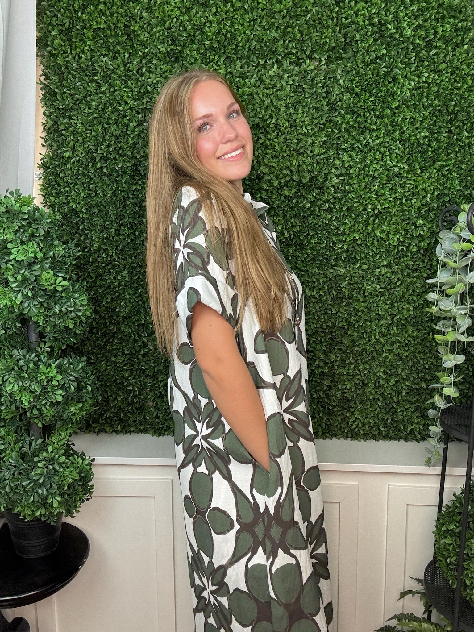 FLORAL BUTTON FRONT MIDI DRESS - OLIVE