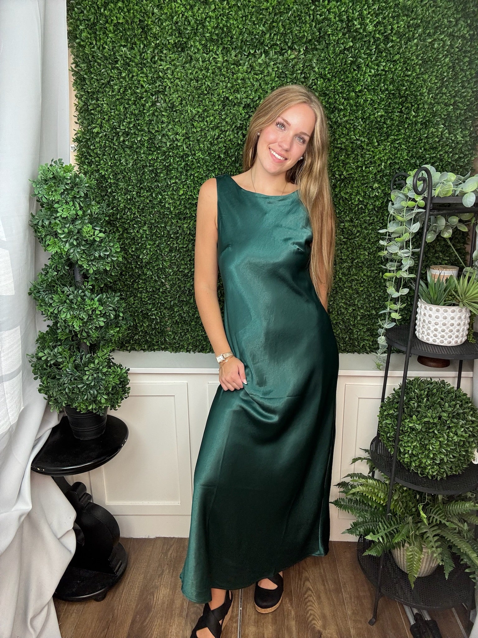 SLEEVELESS BACK COWL COCKTAIL MAXI DRESS - SEA GREEN