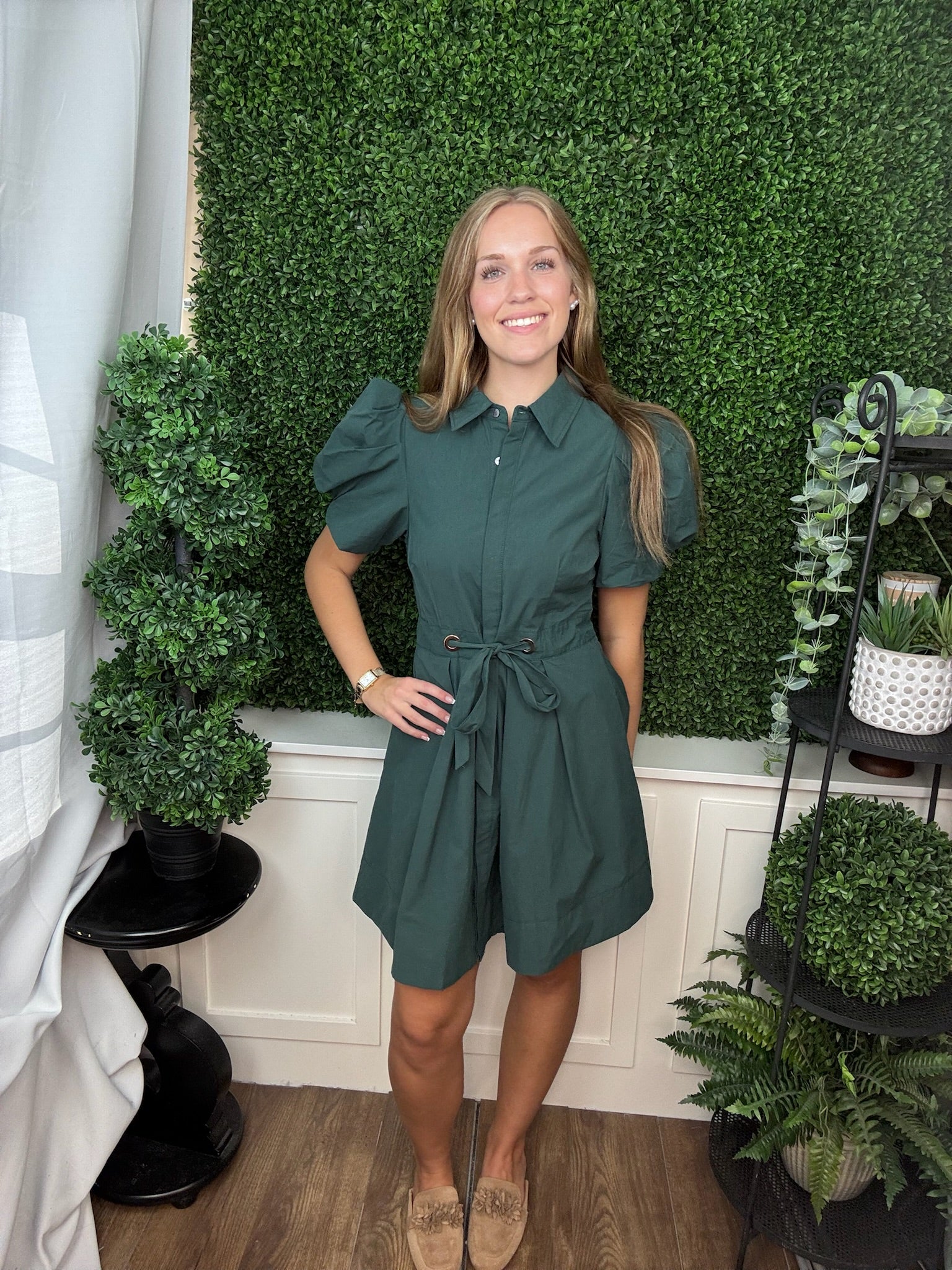 SHORT SLEEVE COLLARED BUTTON FRONT WAIST TIE DRESS - HUNTER GREEN