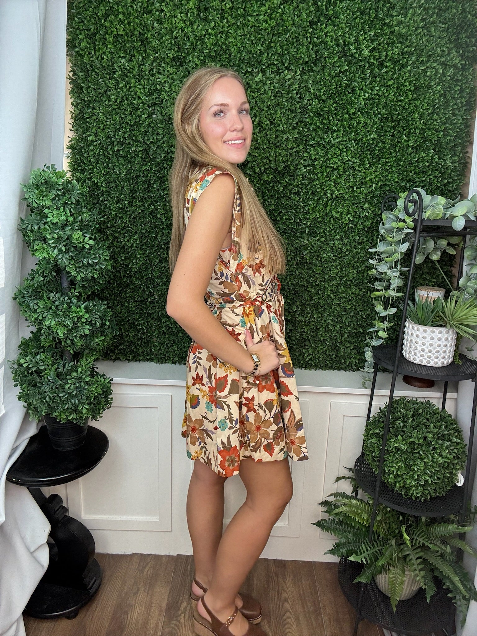 FLORAL TIE WAIST SHIRT DRESS - TAN