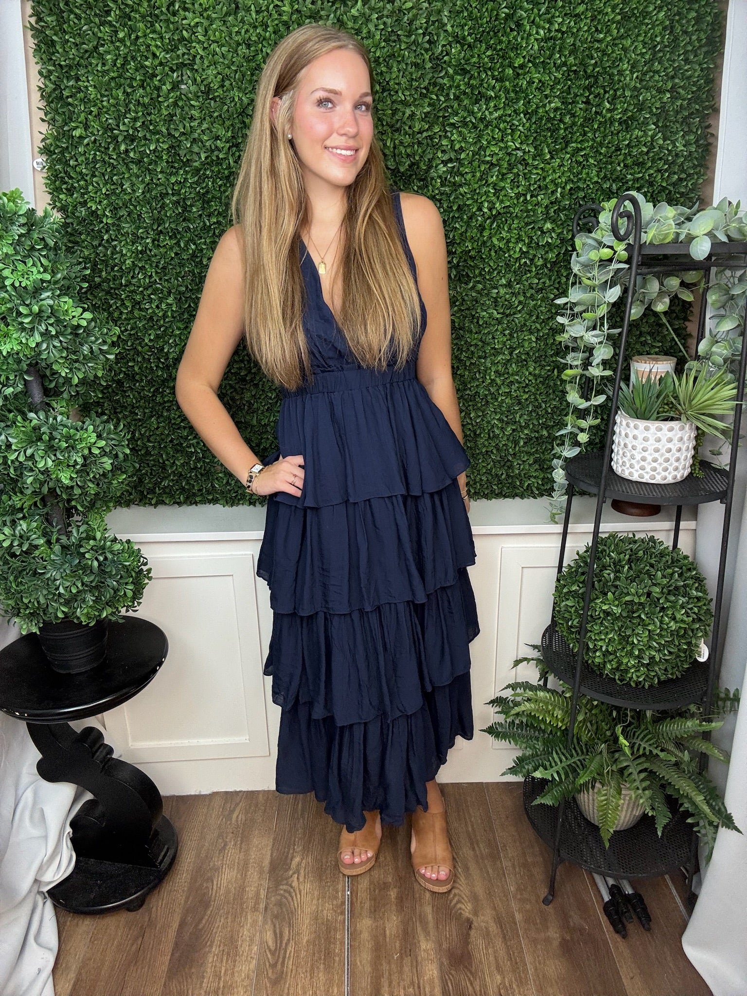 TIERED SLEEVELESS ROMANTIC MAXI DRESS - NAVY