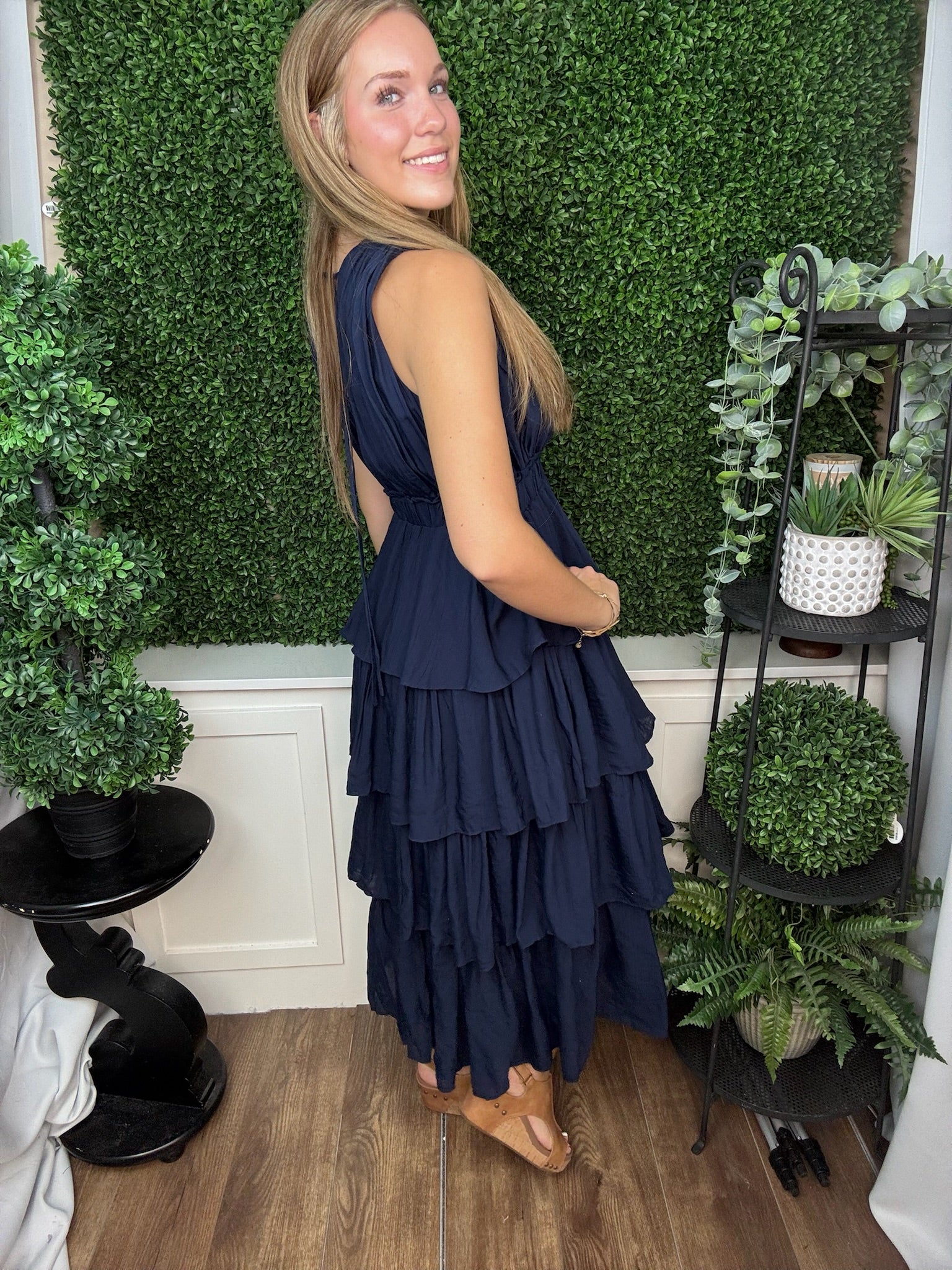TIERED SLEEVELESS ROMANTIC MAXI DRESS - NAVY