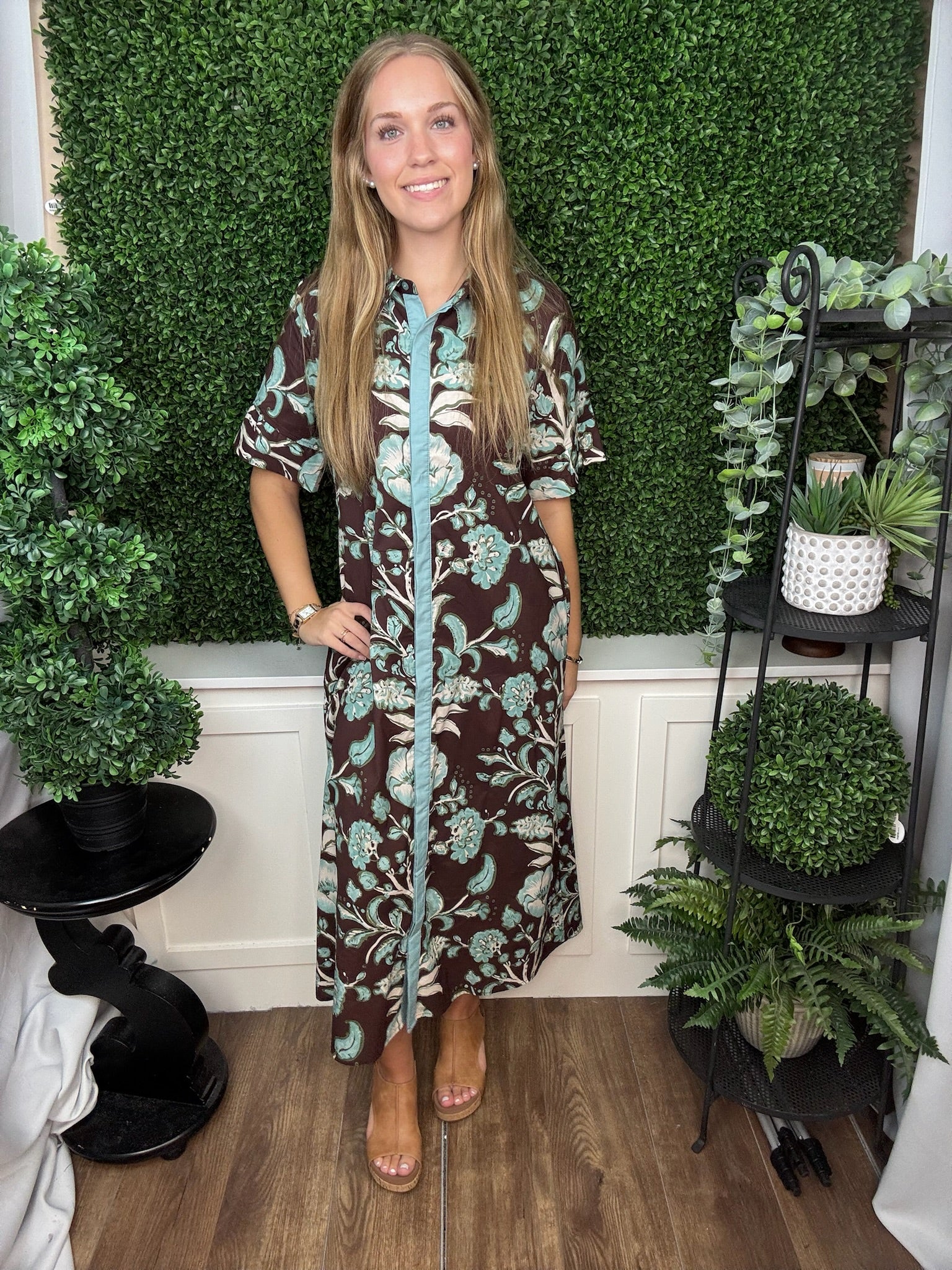 FLORAL CONTRAST TRIM SHIRT DRESS - CHOCOLATE