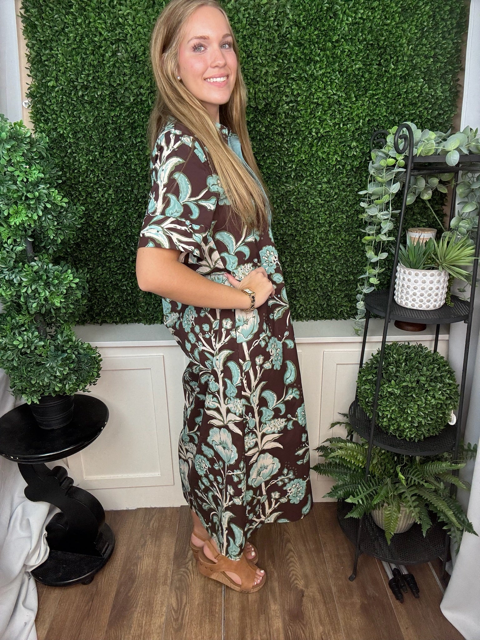 FLORAL CONTRAST TRIM SHIRT DRESS - CHOCOLATE