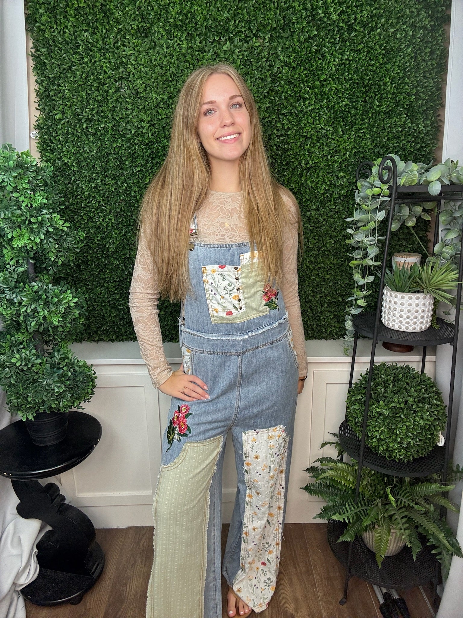 PATCHWORK DENIM FLORAL APPLIQUÉ OVERALLS - DENIM