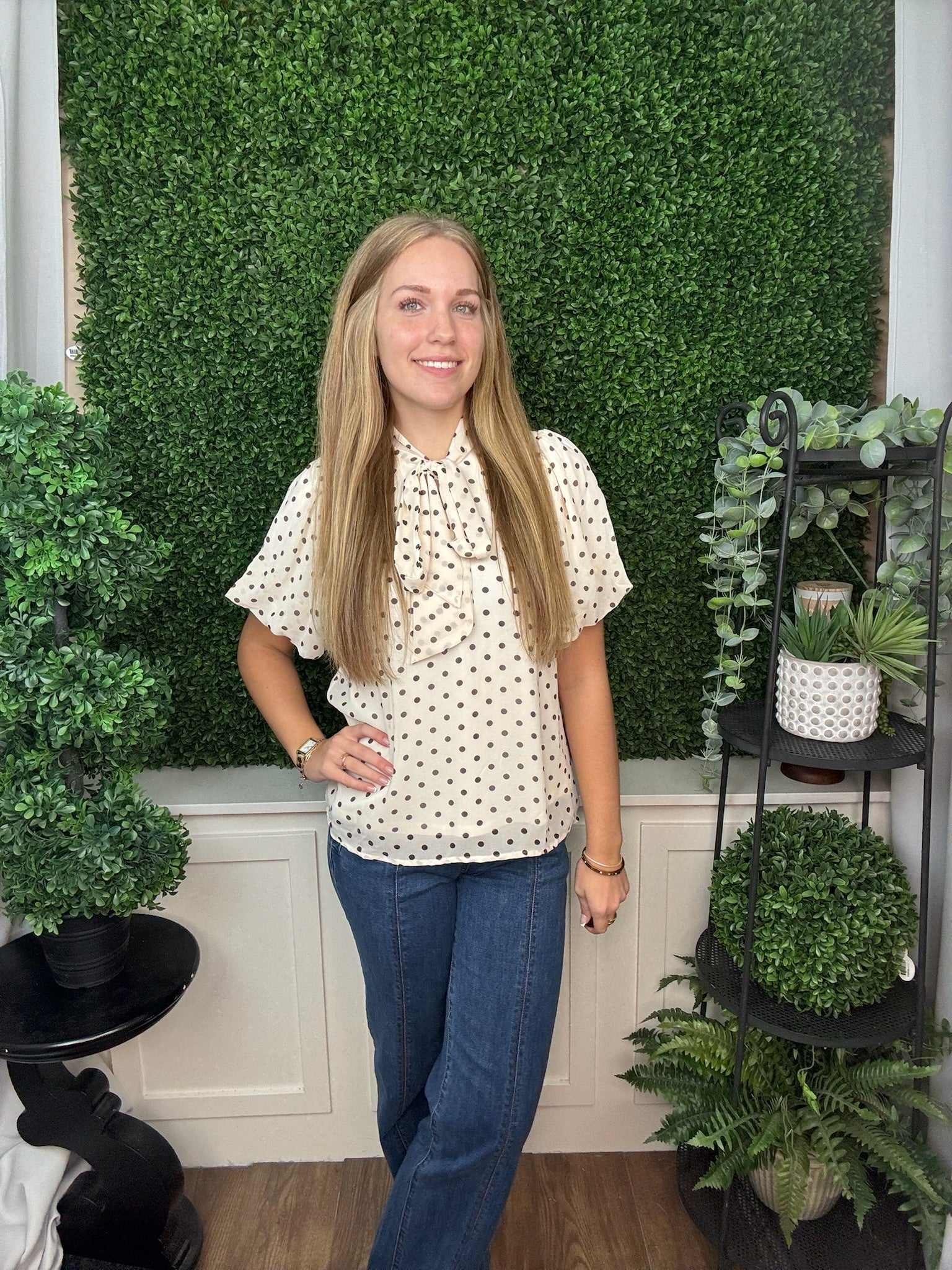 SHORT PUFF SLEEVE WOVEN POLKA DOT PRINT TOP WITH BOW - CREAM
