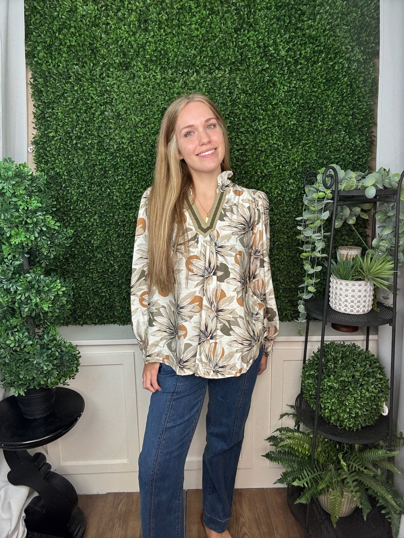 NO LINING FLORAL PRINT LONG SLEEVE TOP WITH CONTRAST DETAIL - TAUPE MIX