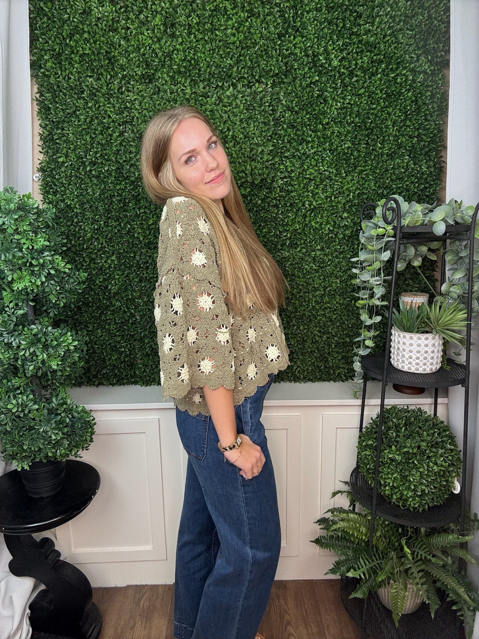 TEXTURED FLORAL CROCHET SWEATER TOP - OLIVE/ALMOND