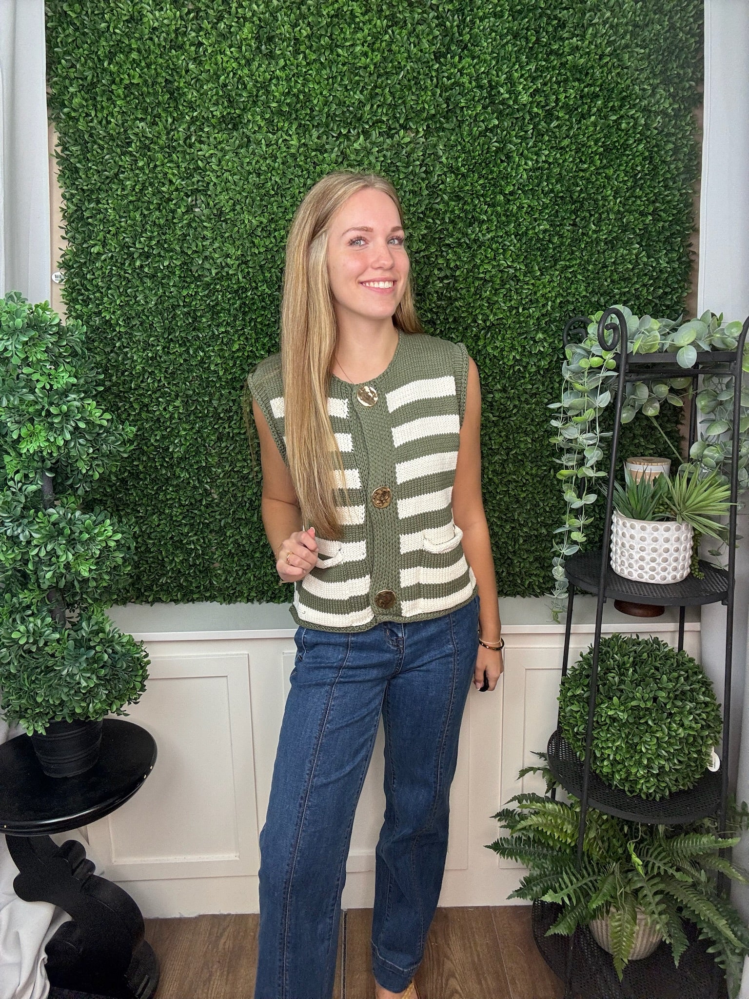 SLEEVELESS STRIPED BUTTON DOWN KNIT SWEATER VEST - OLIVE