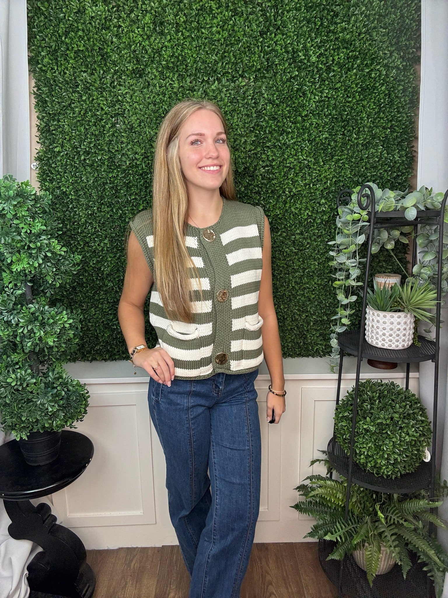 SLEEVELESS STRIPED BUTTON DOWN KNIT SWEATER VEST - OLIVE