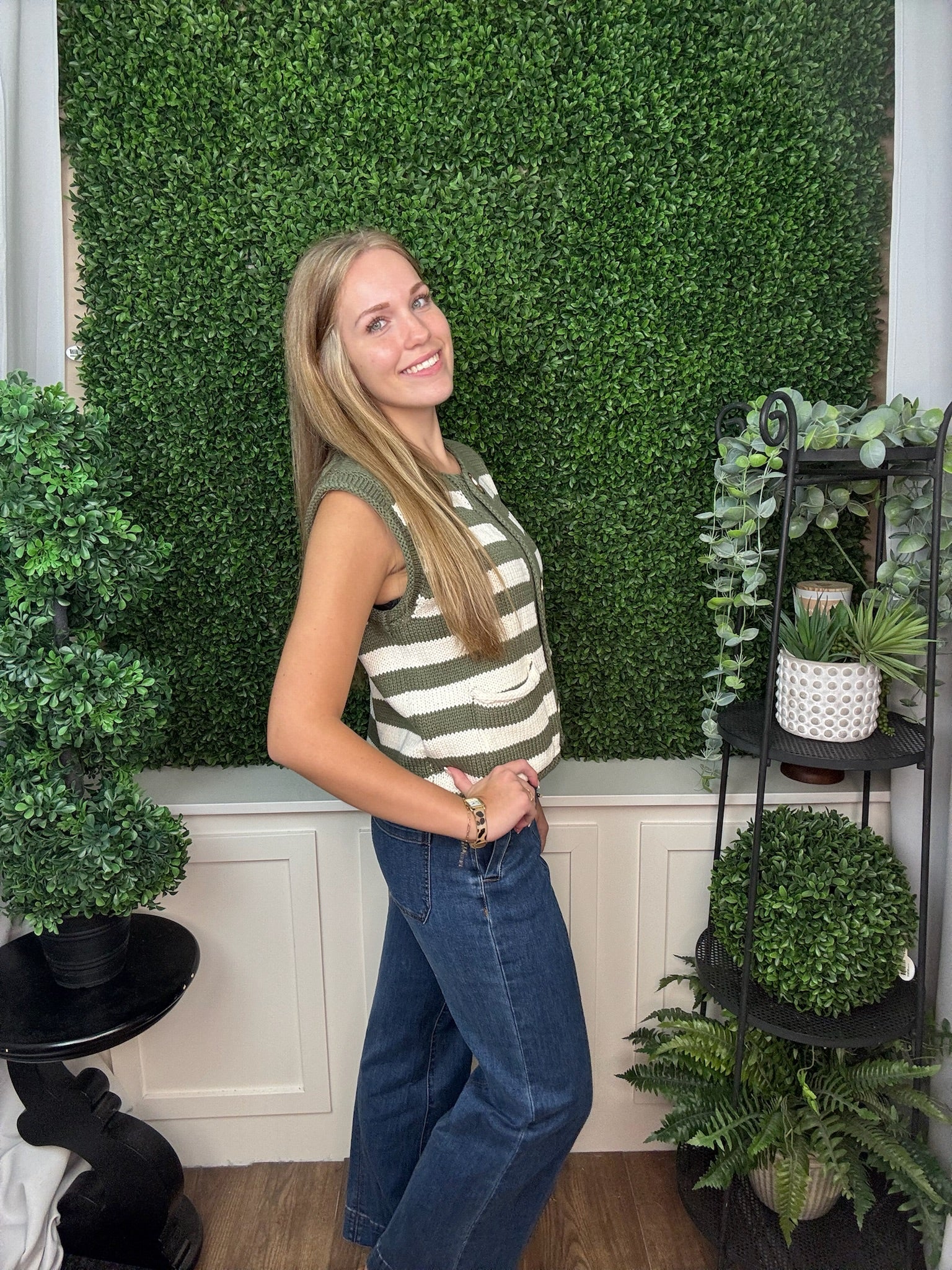 SLEEVELESS STRIPED BUTTON DOWN KNIT SWEATER VEST - OLIVE