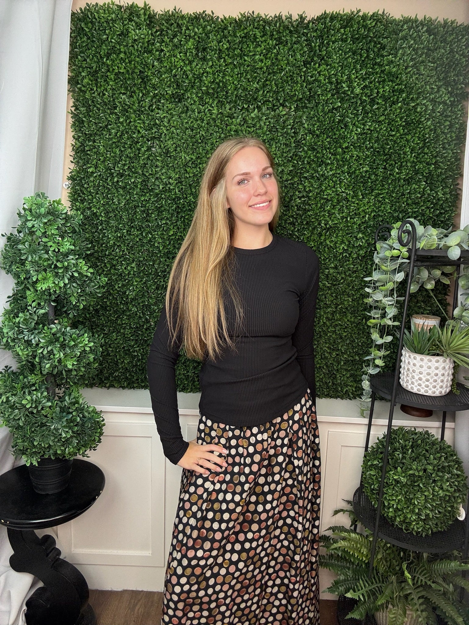 LINING DOT PRINT PULL ON SKIRT WITH POCKETS - BLACK