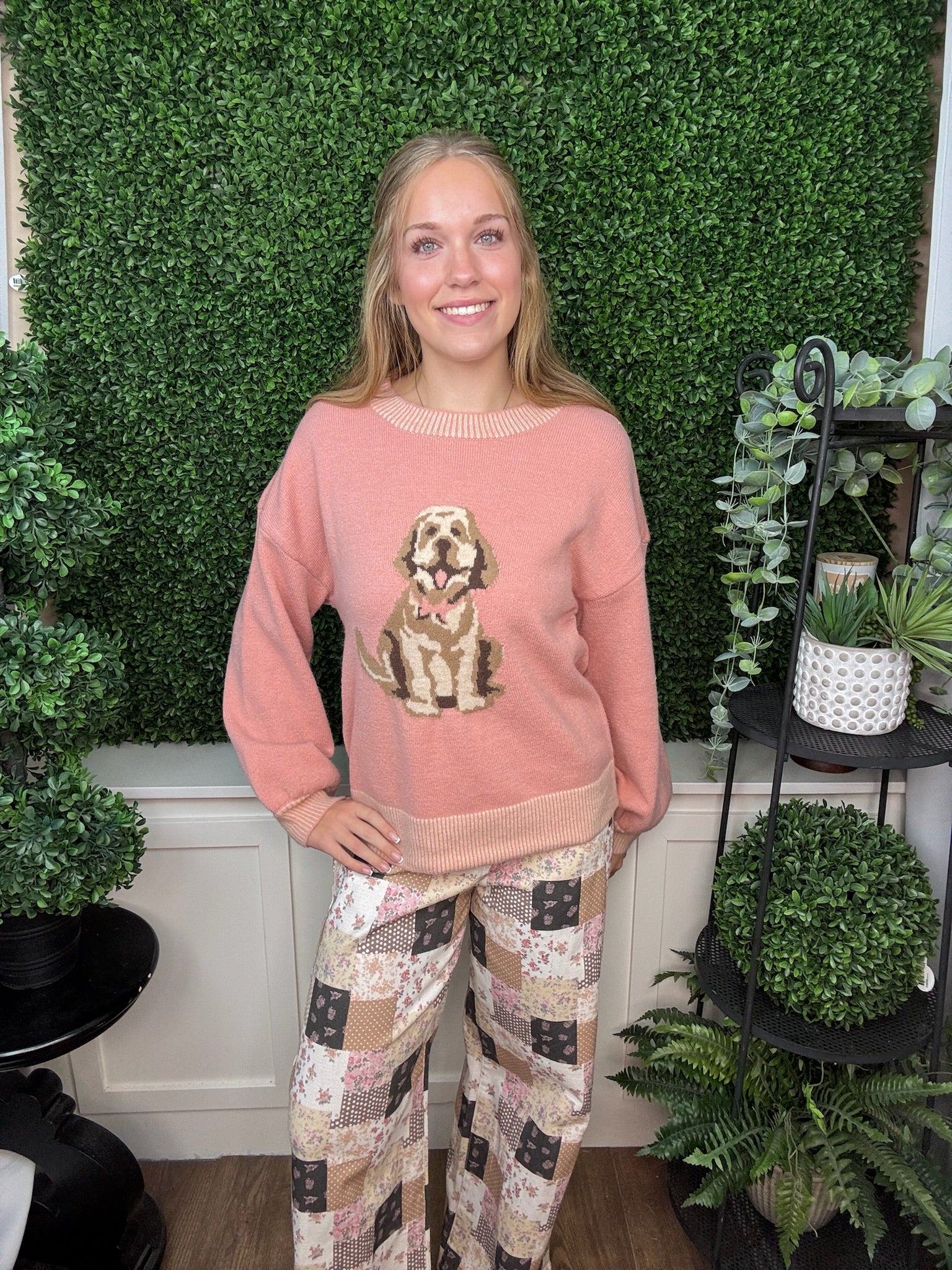 PUPPY GRAPHIC KNIT SWEATER - BLUSH