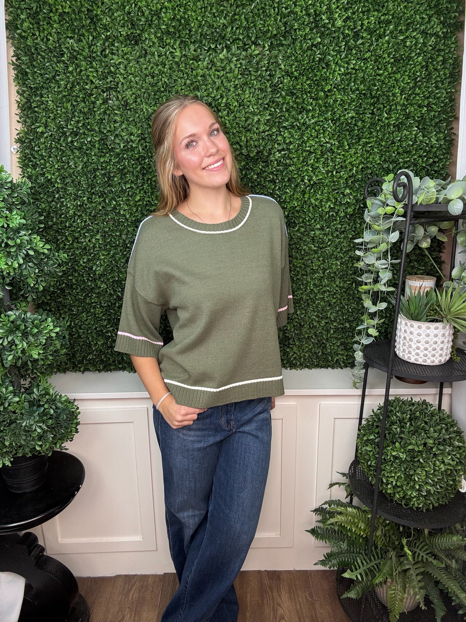 1/2 SLEEVE CONTRAST LINED SWEATER - OLIVE