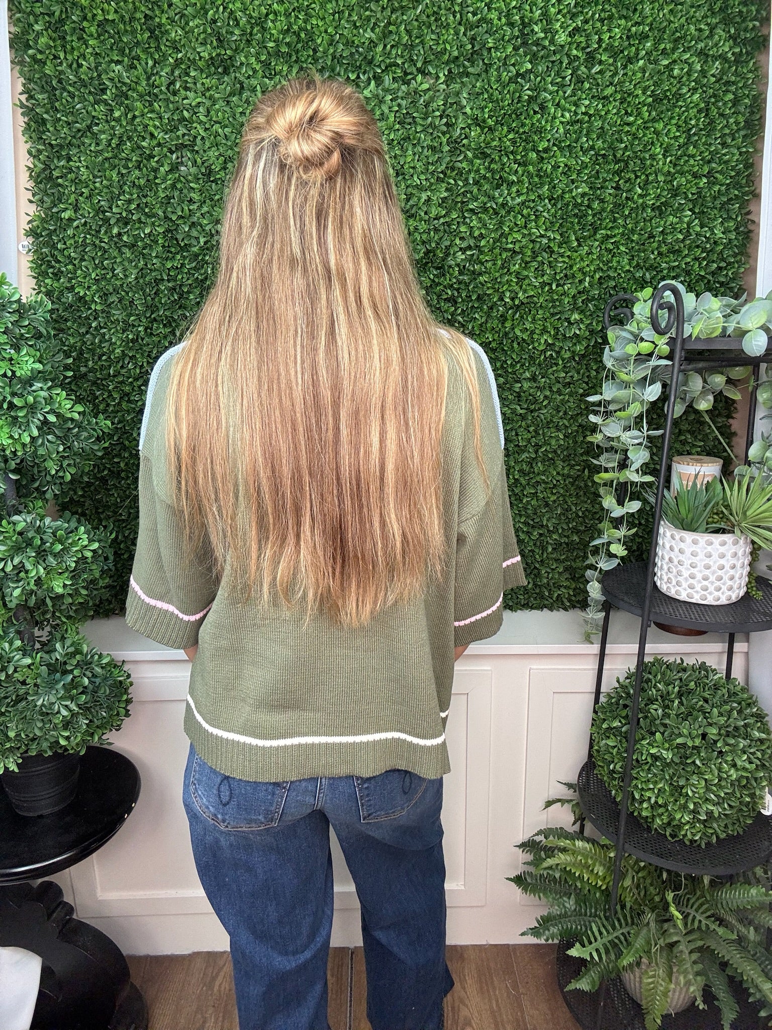 1/2 SLEEVE CONTRAST LINED SWEATER - OLIVE