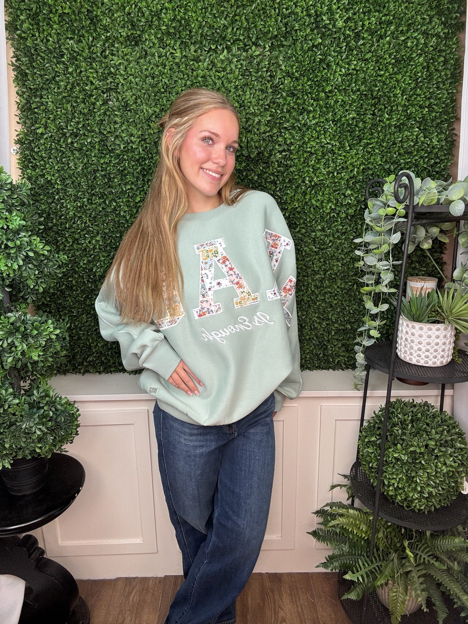 FLANNIGAN GRACE IS ENOUGH SWEATSHIRT - MIST