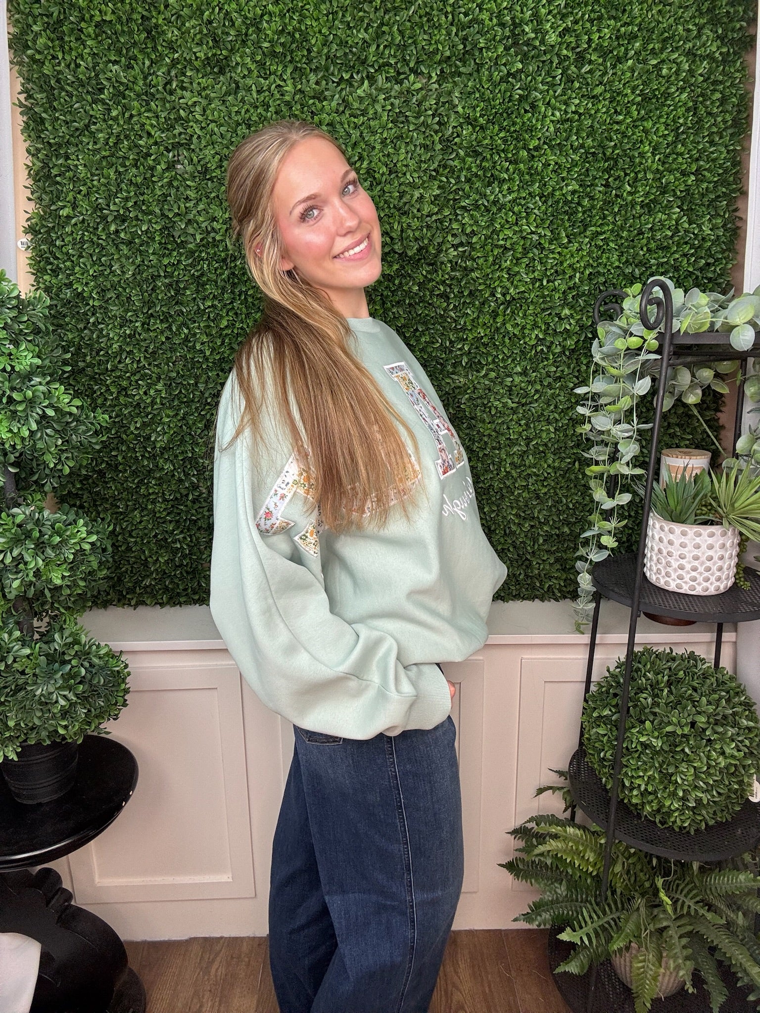 FLANNIGAN GRACE IS ENOUGH SWEATSHIRT - MIST