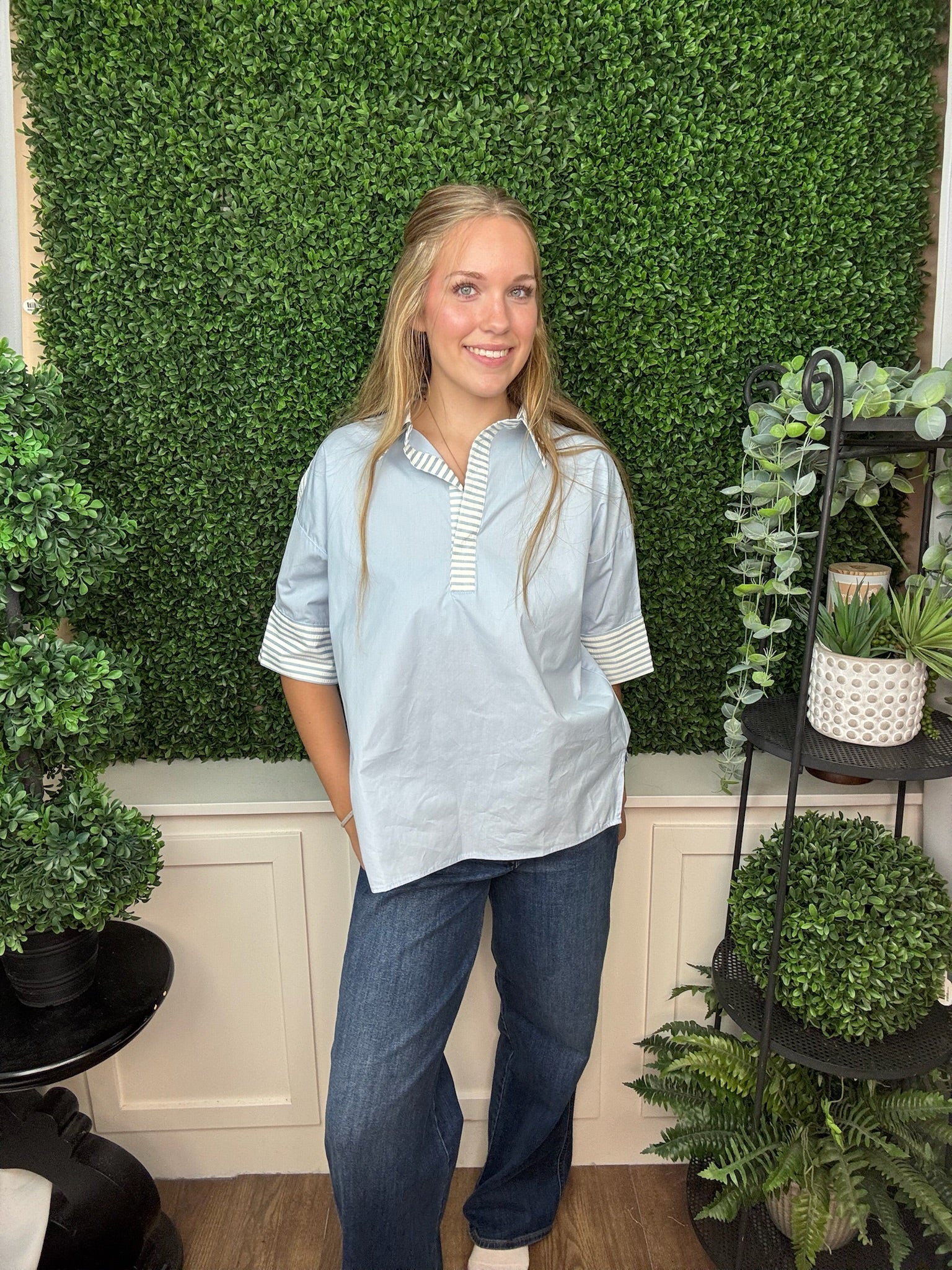 SHORT SLEEVE OVERSIZED TOP - LIGHT BLUE