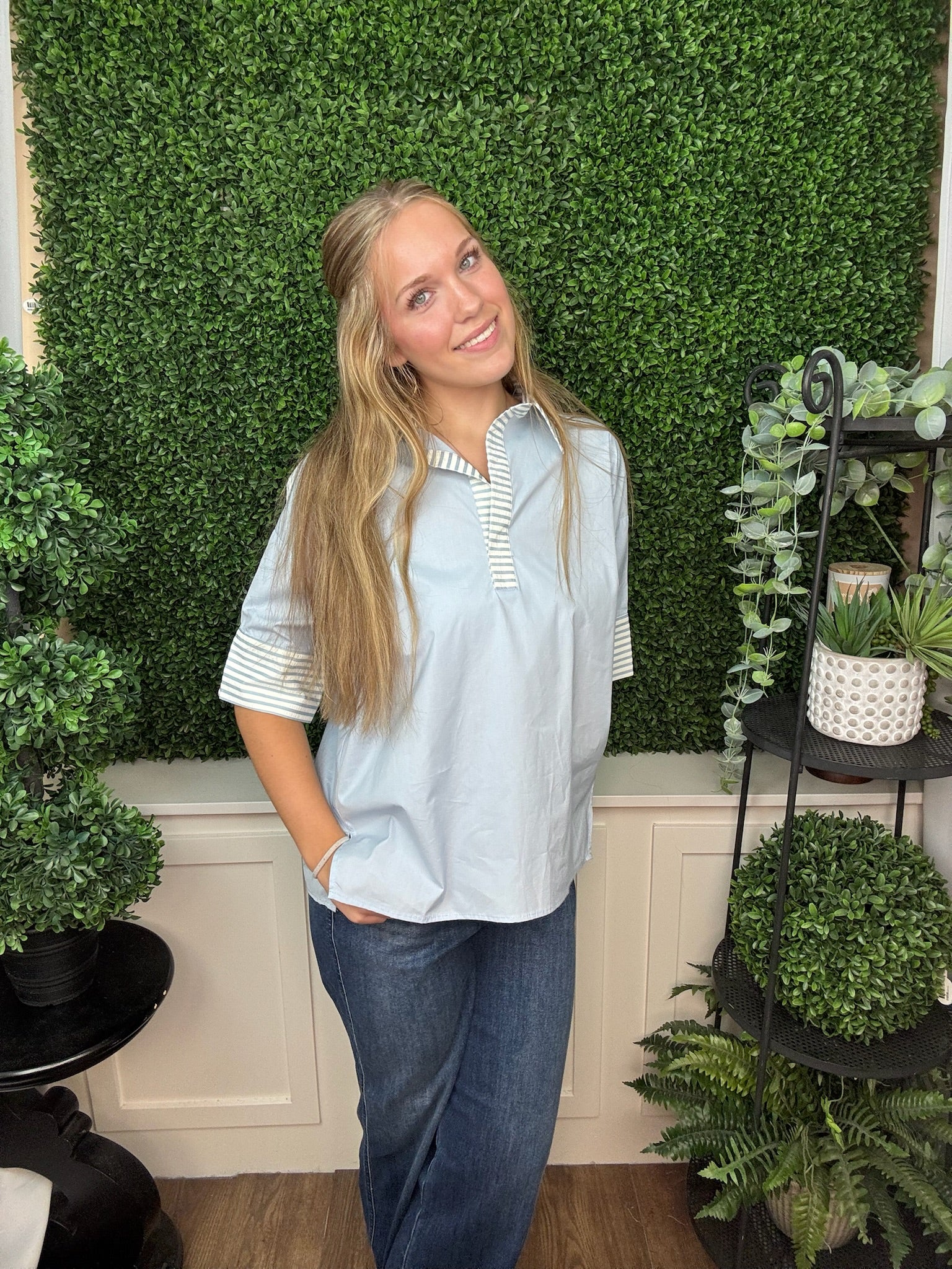 SHORT SLEEVE OVERSIZED TOP - LIGHT BLUE