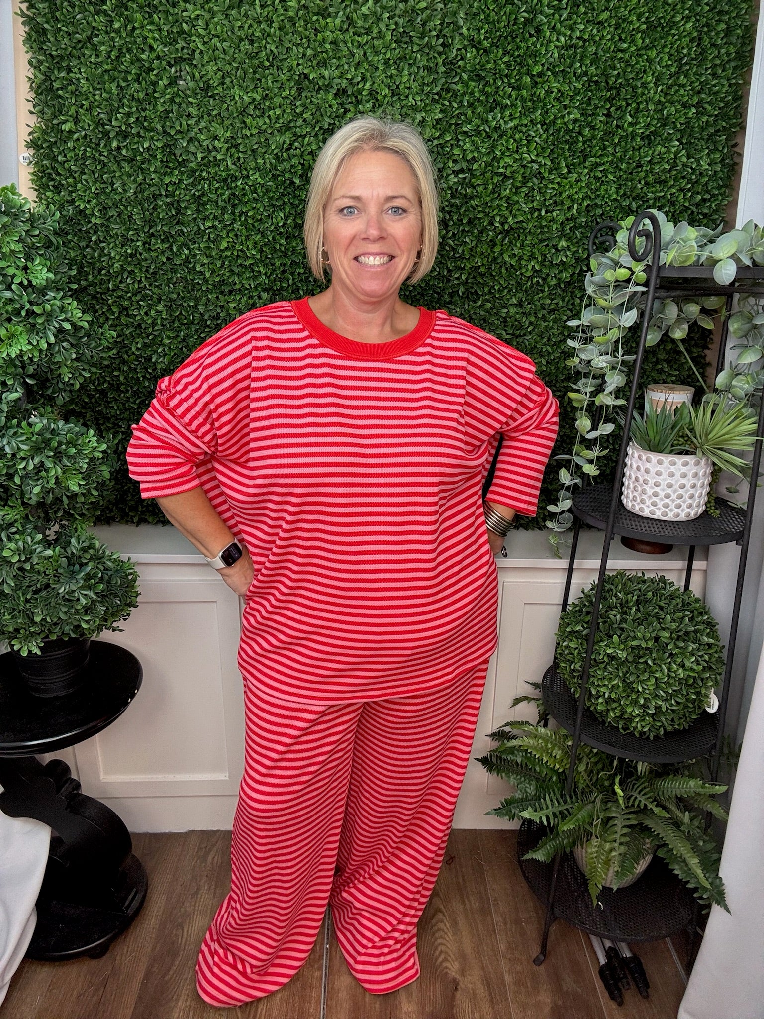 STRIPED WIDE LEG DRAWSTRING LOUNGE PAJAMA PANTS - PINK RED