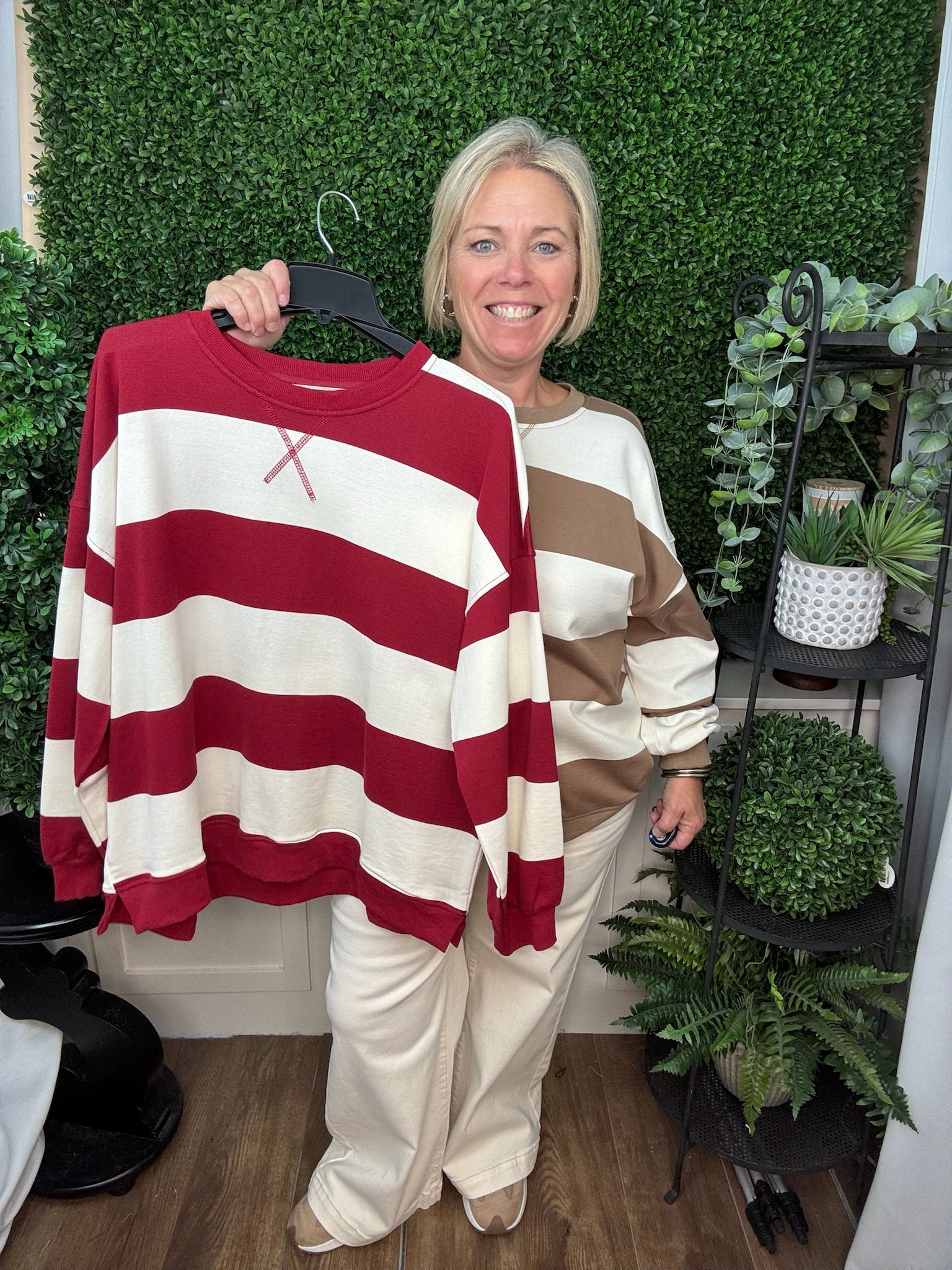 COLORBLOCK STRIPED CREWNECK SWEATSHIRT - CHOCO BROWN/ MOCHA/ RED