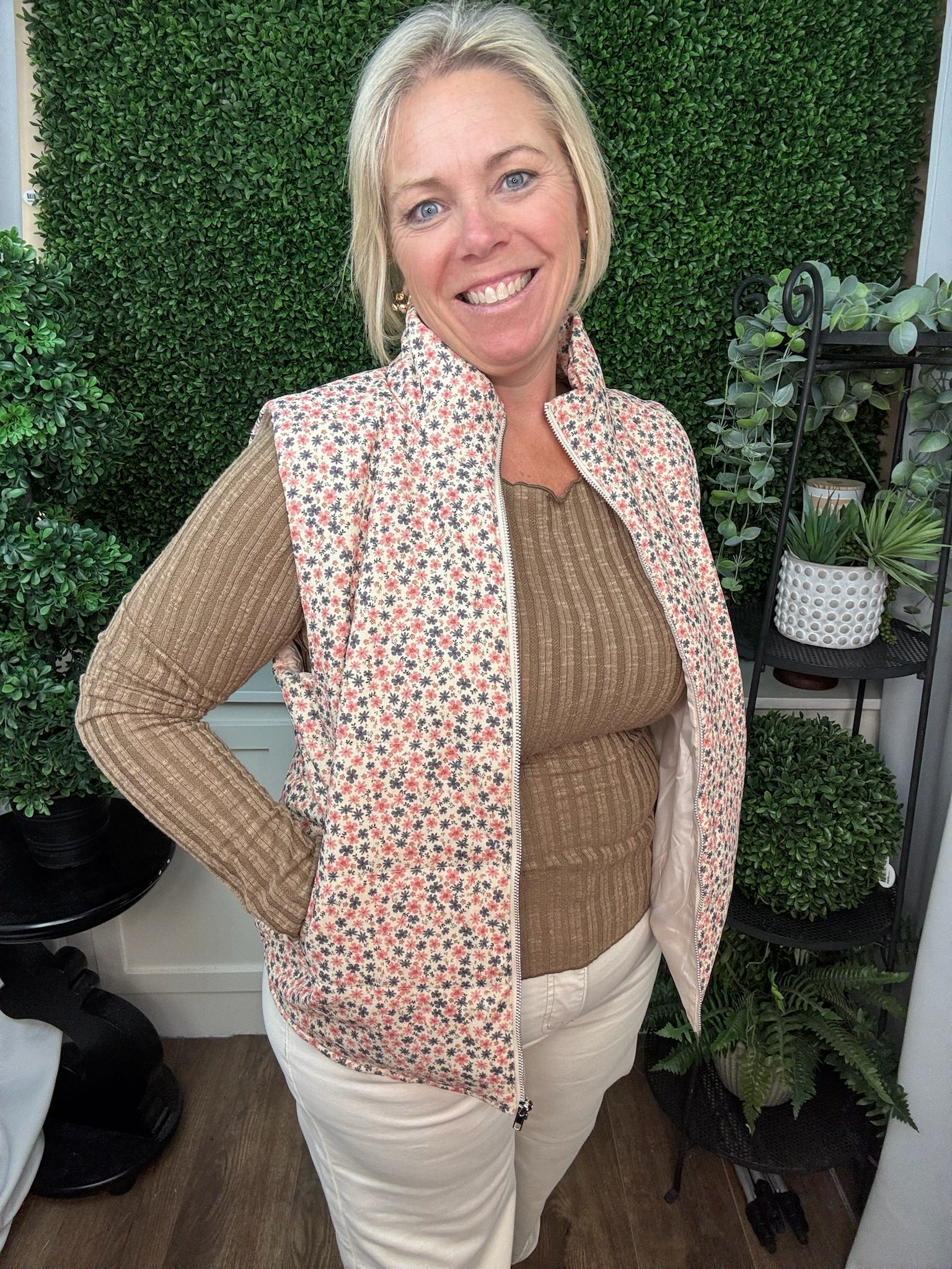 Floral Print Corduroy Puffer Vest with Polar Collar