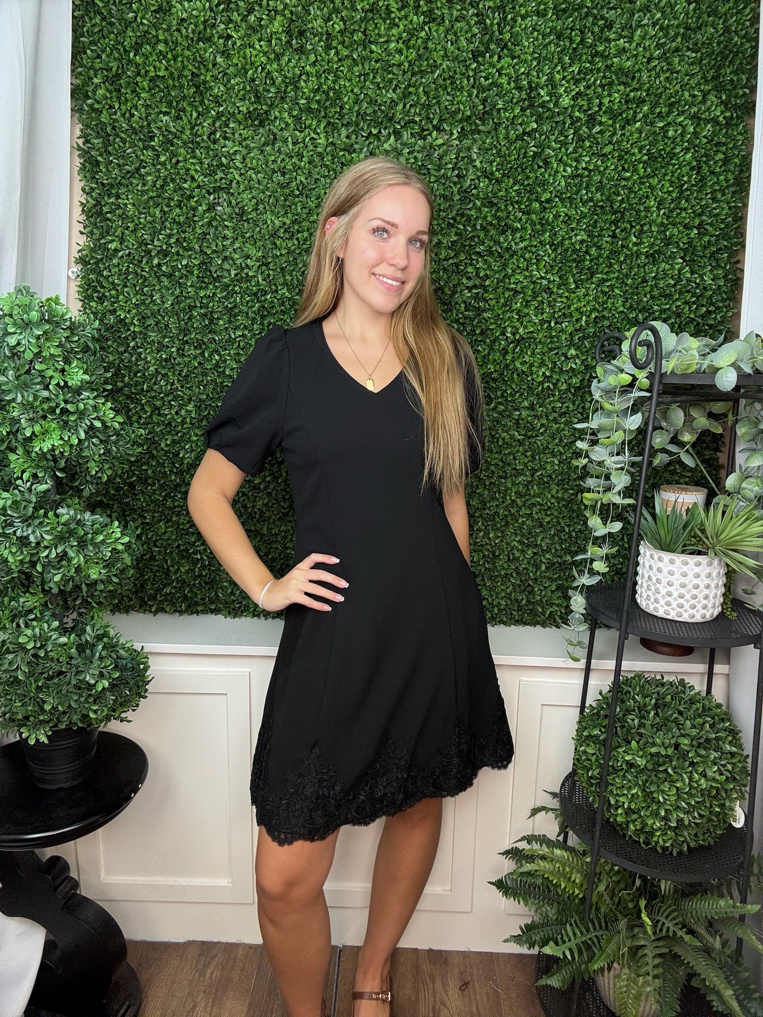 SHORT SLEEVE HEAVY KNIT V NECK MINI DRESS WITH HEM LACE DETAIL AND POCKETS - BLACK/ NAVY