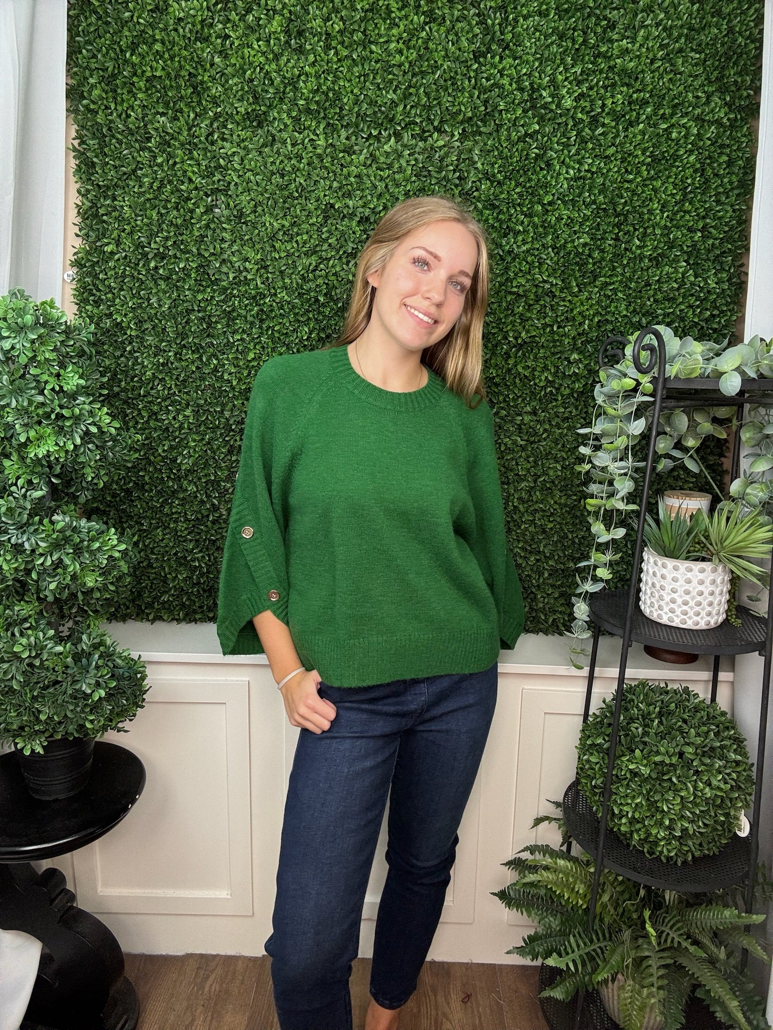 CREW NECK LONG SLEEVE KNIT SWEATER WITH BUTTON CUFF DETAIL - PINE