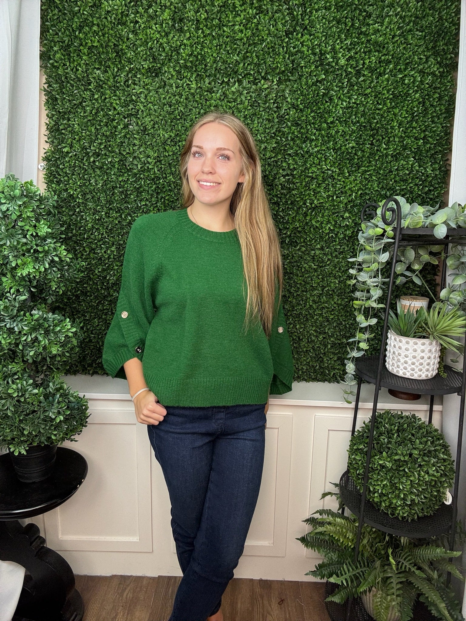 CREW NECK LONG SLEEVE KNIT SWEATER WITH BUTTON CUFF DETAIL - PINE