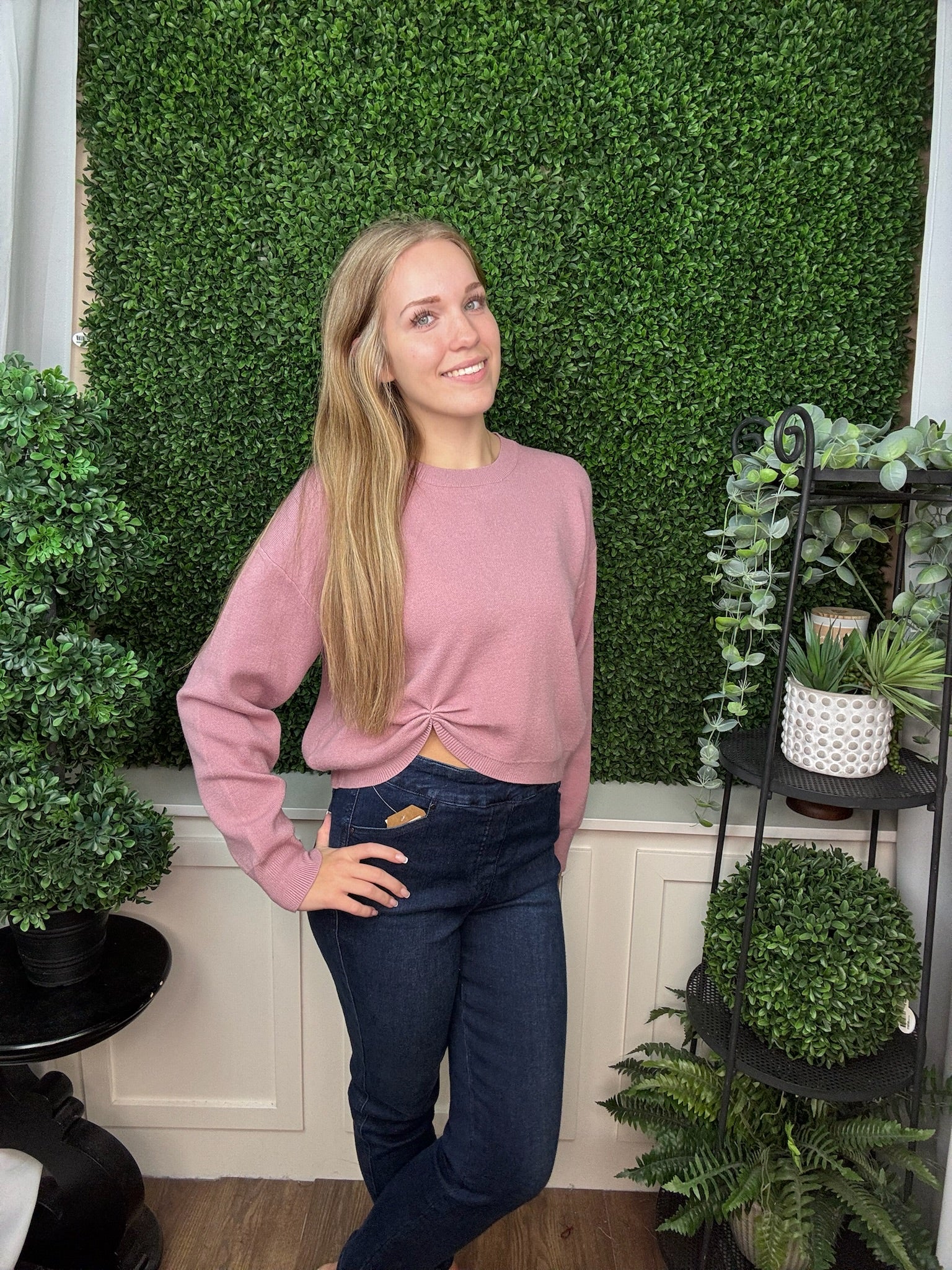 LONG SLEEVE CREW NECK KNIT SWEATER WITH RUCHED FRONT DETAIL - CHAMPAGNE/MAUVE