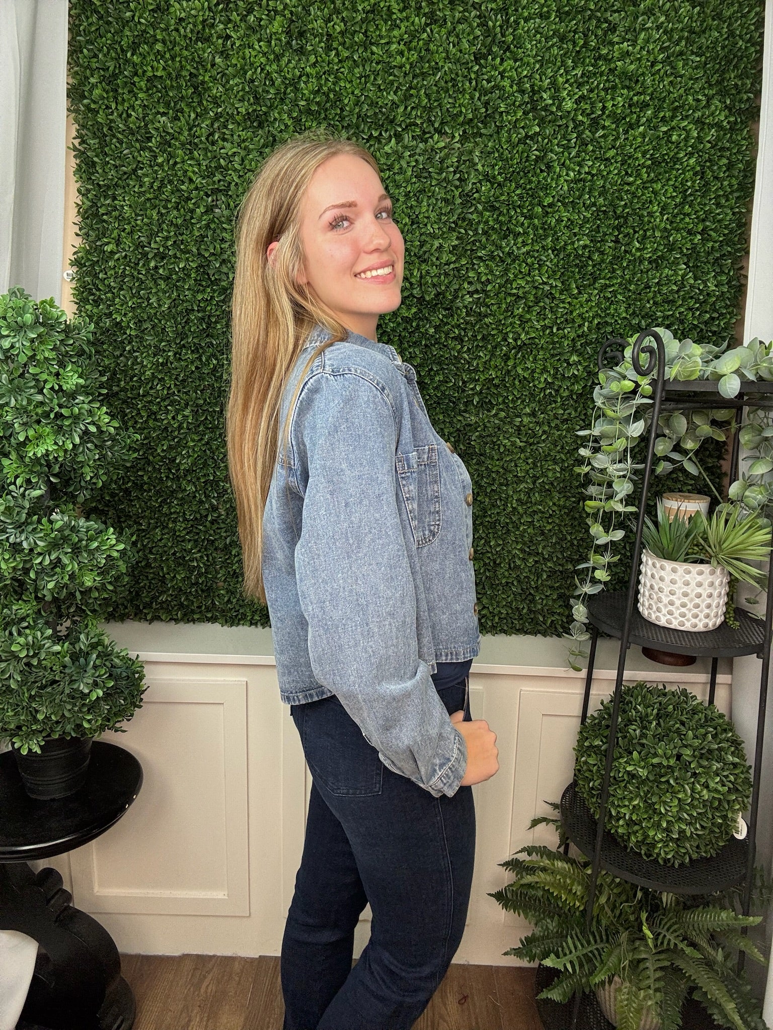 LONG SLEEVE DENIM BUTTON DOWN TOP - DENIM