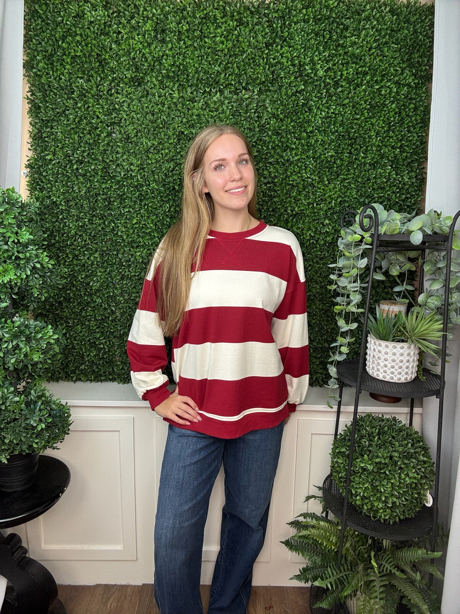 COLORBLOCK STRIPED CREWNECK SWEATSHIRT - CHOCO BROWN/ MOCHA/ RED