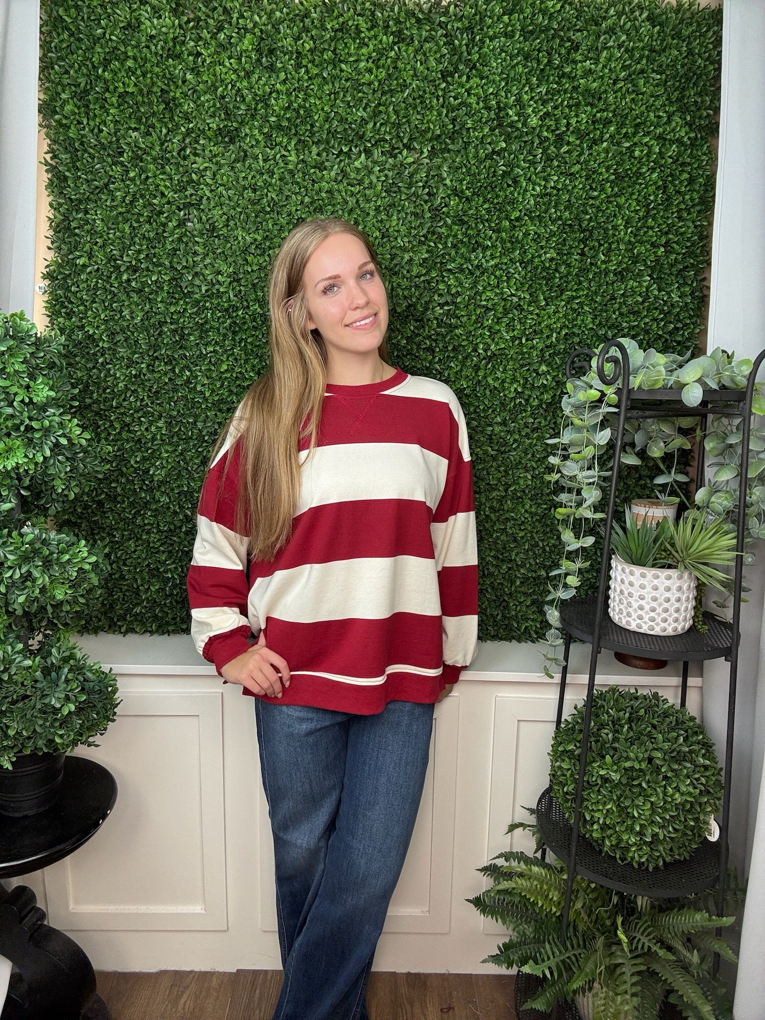 COLORBLOCK STRIPED CREWNECK SWEATSHIRT - CHOCO BROWN/ MOCHA/ RED