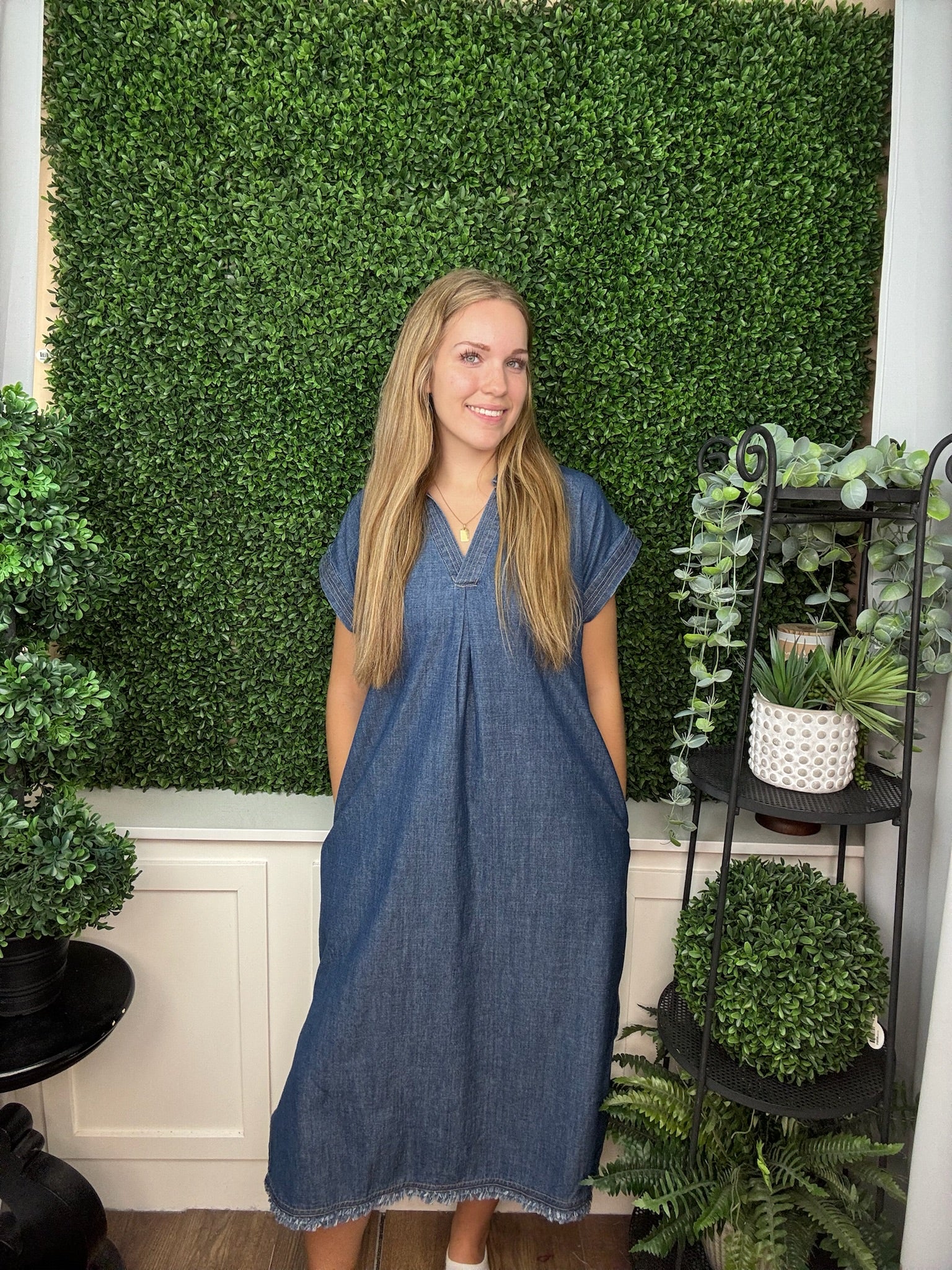 NO LINING STONE WASHED DENIM COLLARED MIDl DRESS - DENIM