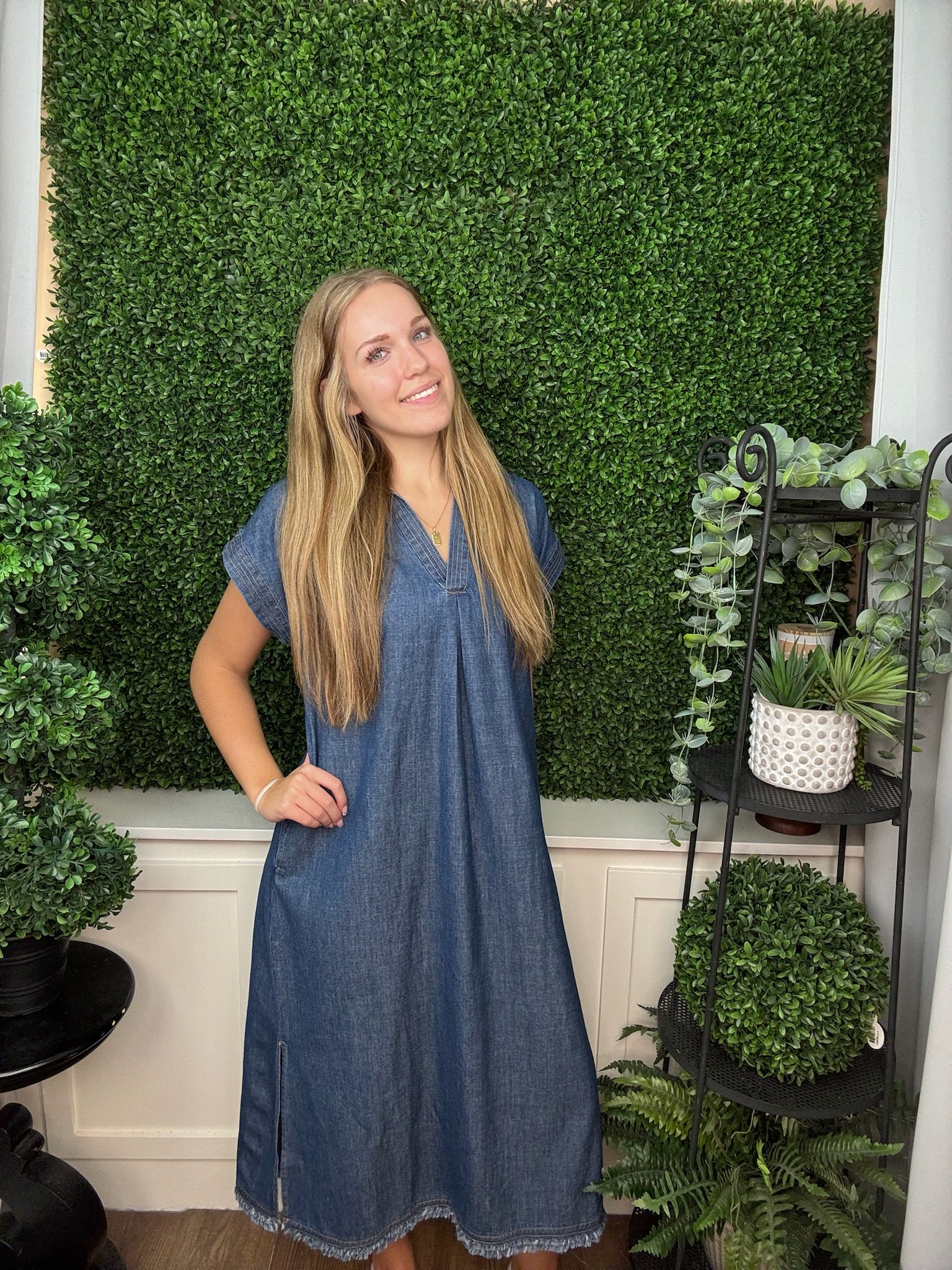 NO LINING STONE WASHED DENIM COLLARED MIDl DRESS - DENIM