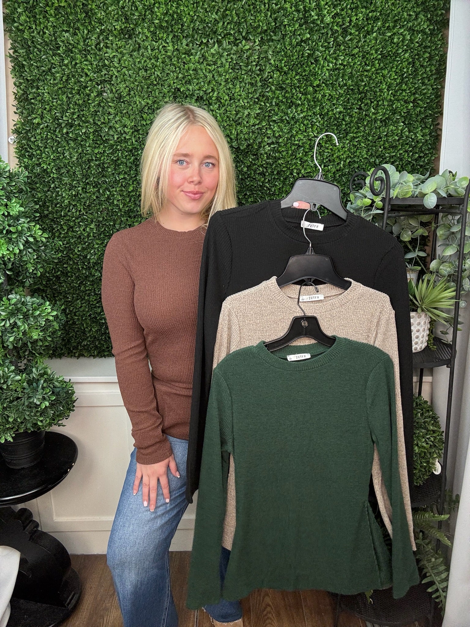 RIBBED CREW NECK LONG SLEEVE TOP - BEIGE/BLACK/BROWN/GREEN