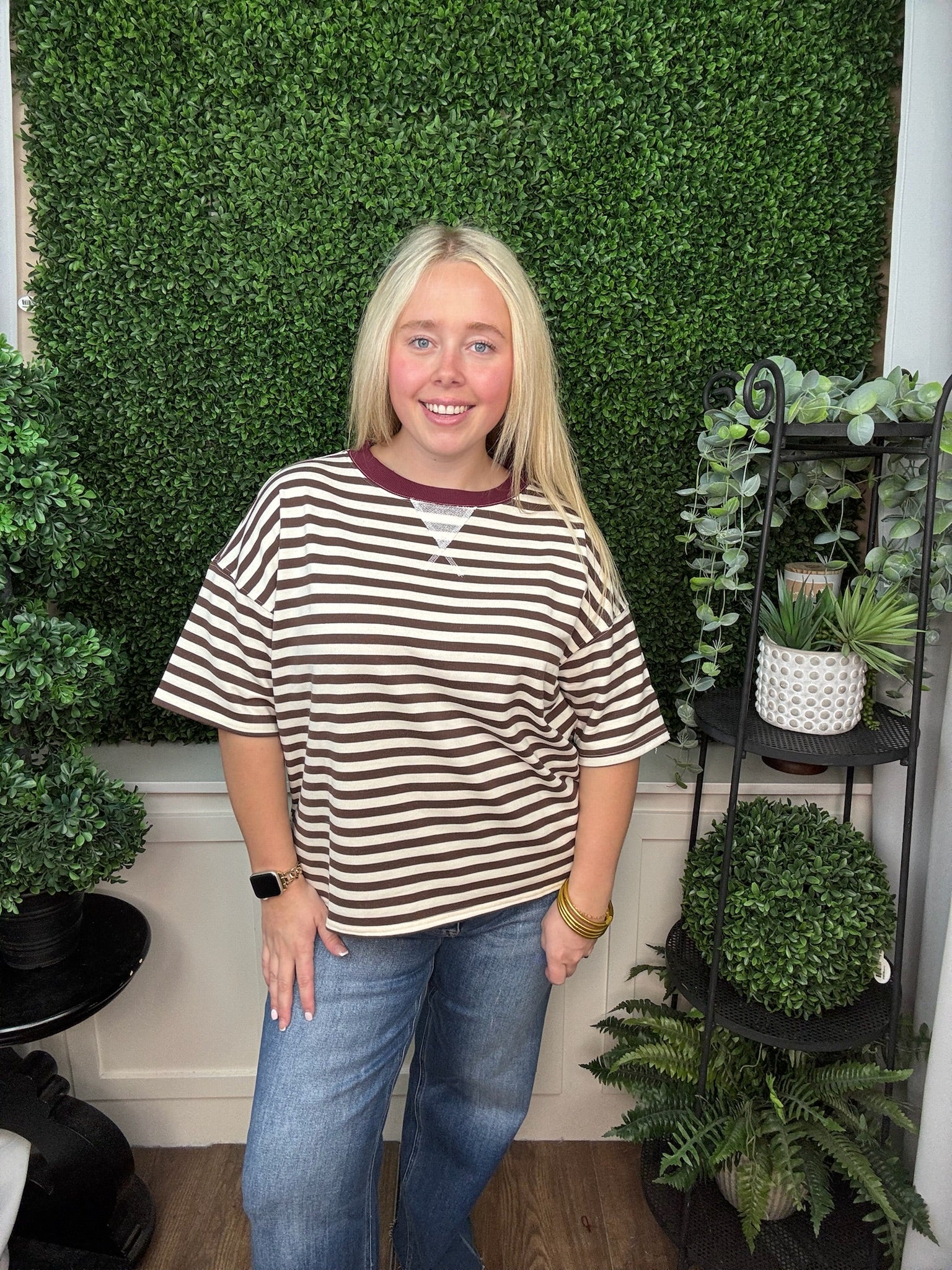 STRIPED SHORT SLEEVE TOP