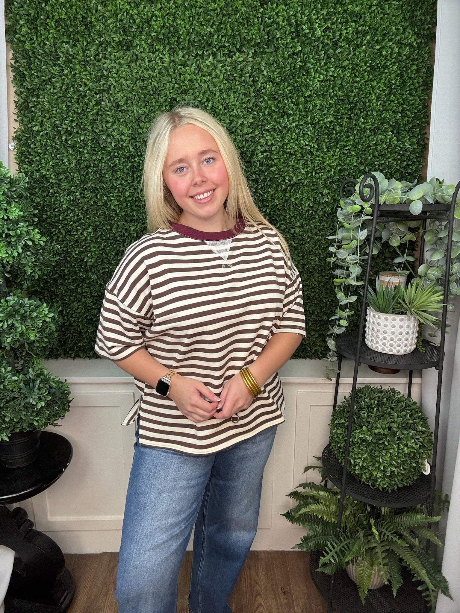 STRIPED SHORT SLEEVE TOP