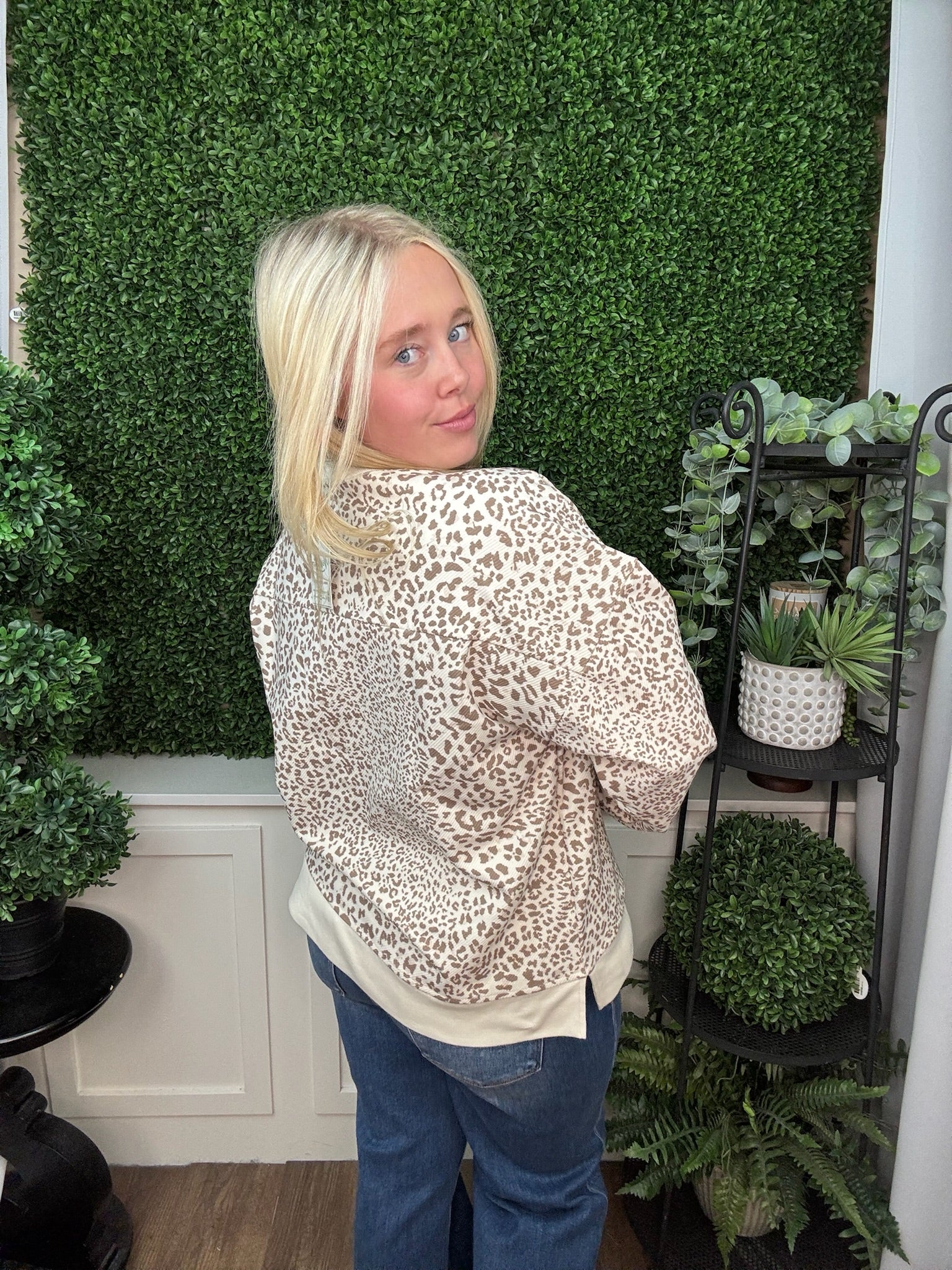 FASHION PULLOVER - BLUSH LEOPARD/ MOCHA LEOPARD