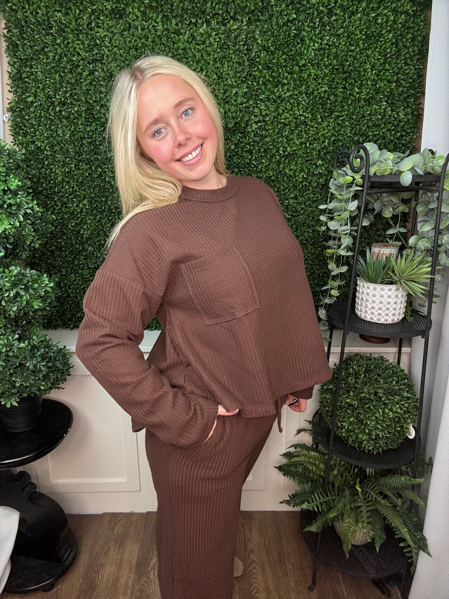 RIBBED KNIT TOP AND WIDE LEG PANTS SET - CHOCOLATE/ SAGE/BLACK