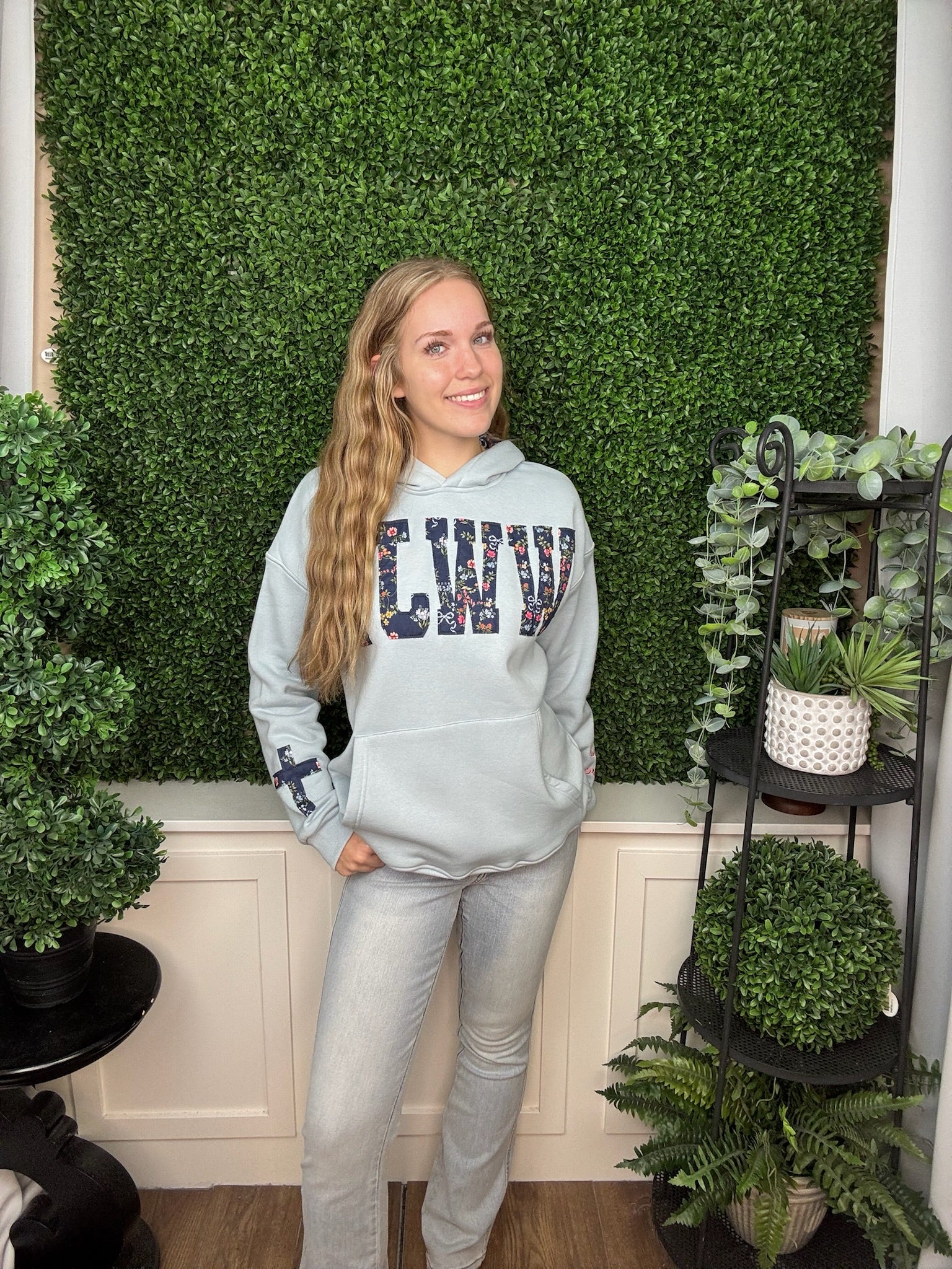 APPLIQUE HOODIE WWJD